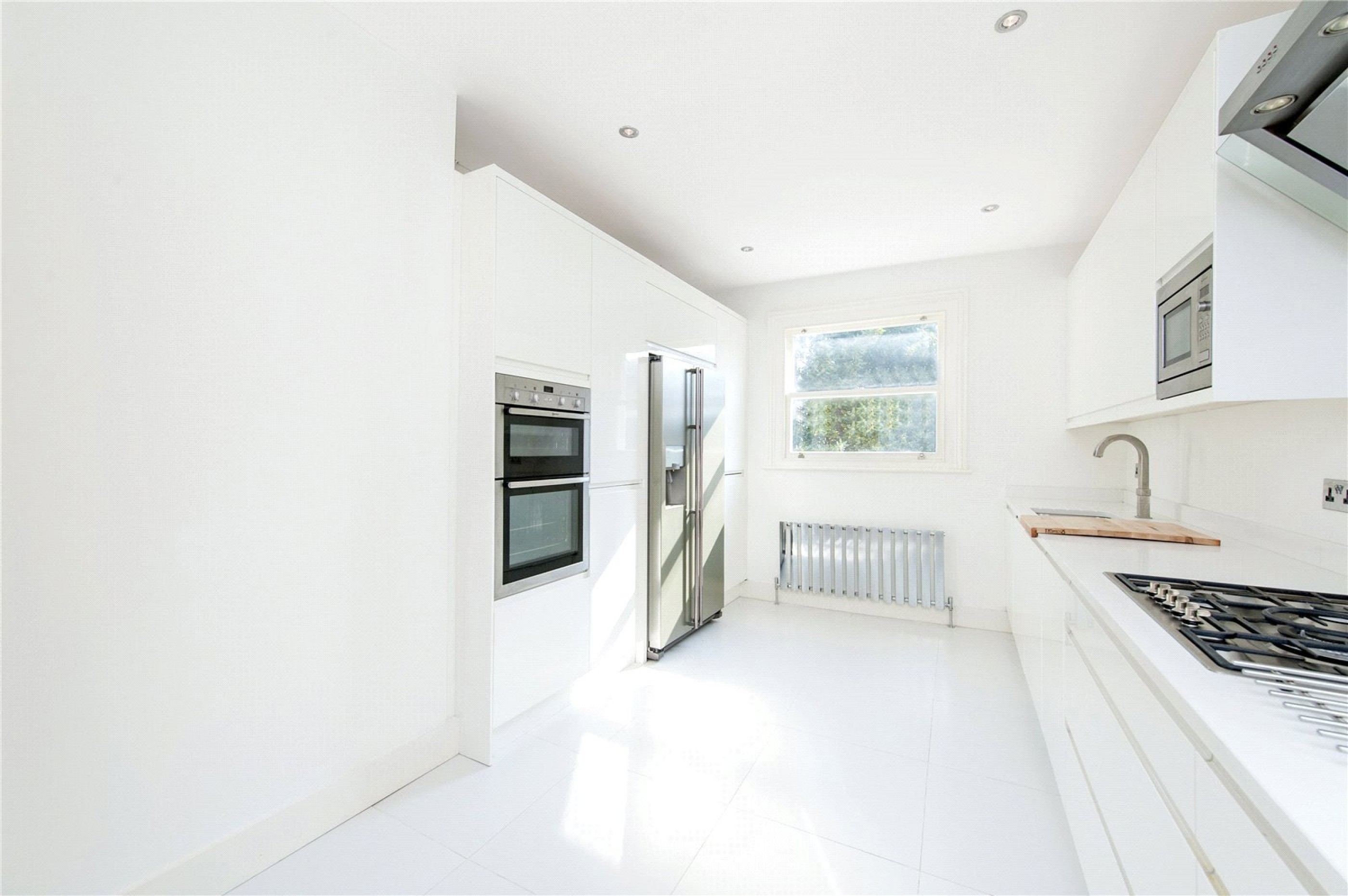 Images for Fulham EAID:4101633374 BID:FLS
