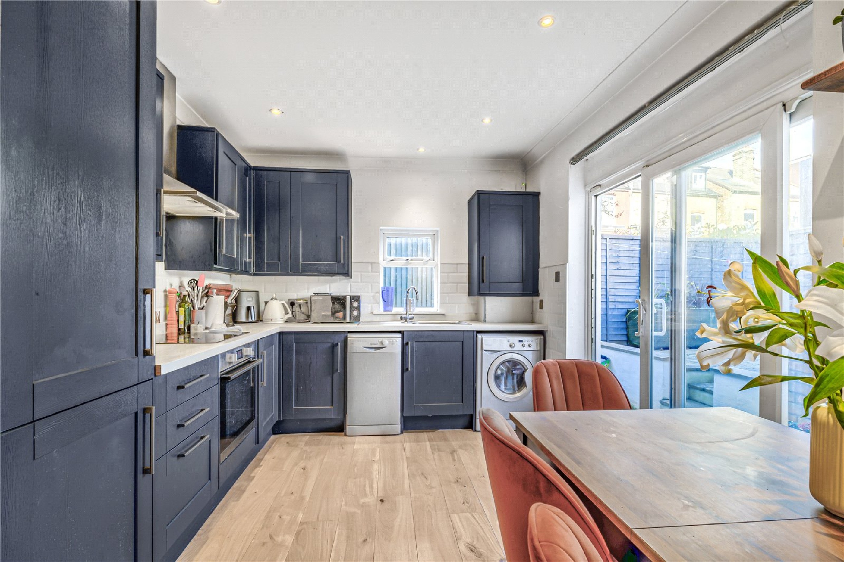 Images for London EAID:4101633374 BID:BLM