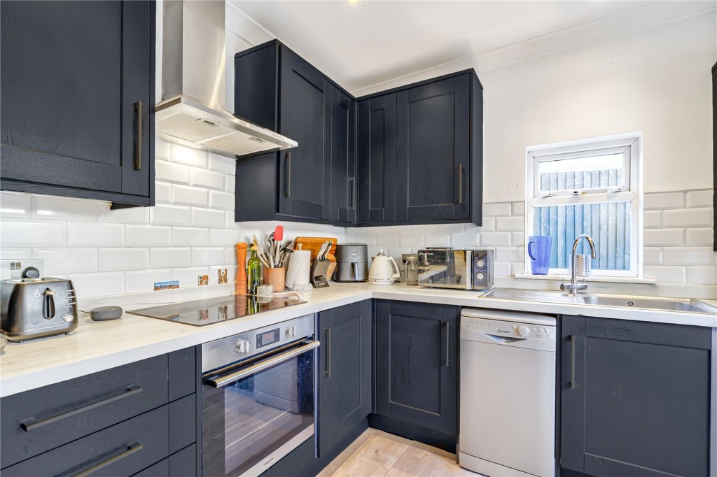 Images for London EAID:4101633374 BID:BLM