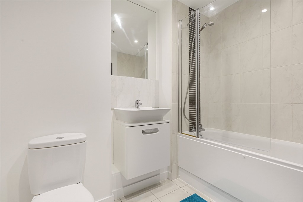 Images for London EAID:4101633374 BID:BLM