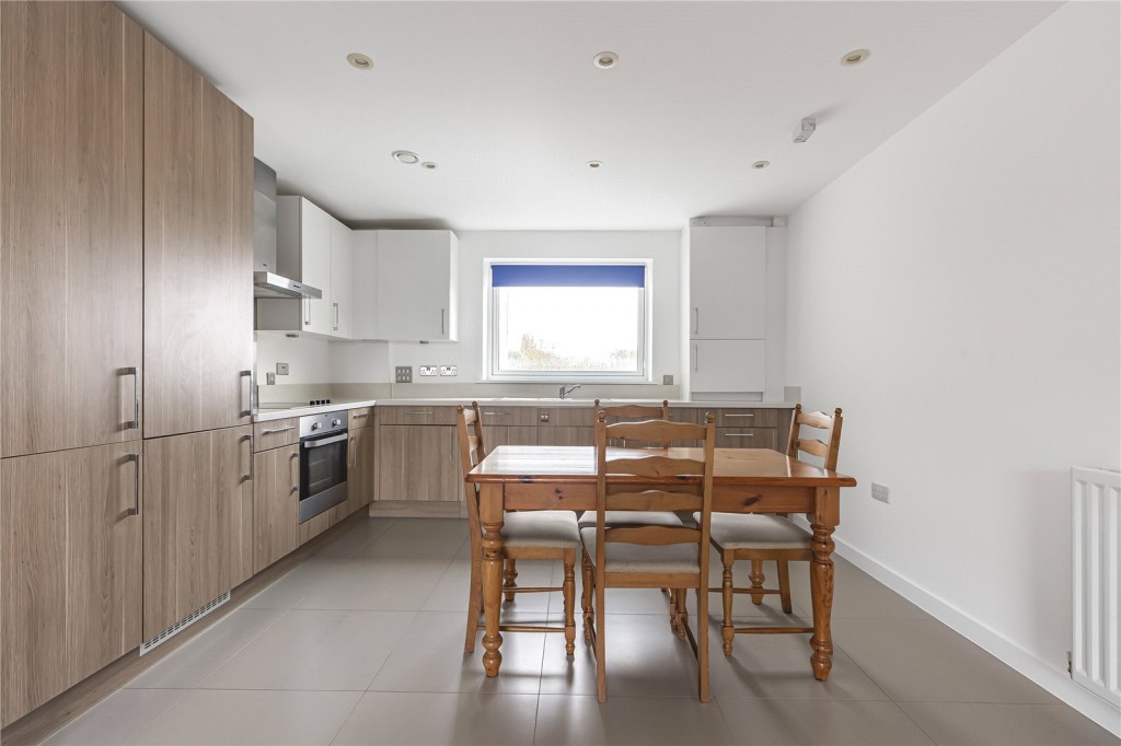 Images for London EAID:4101633374 BID:BLM