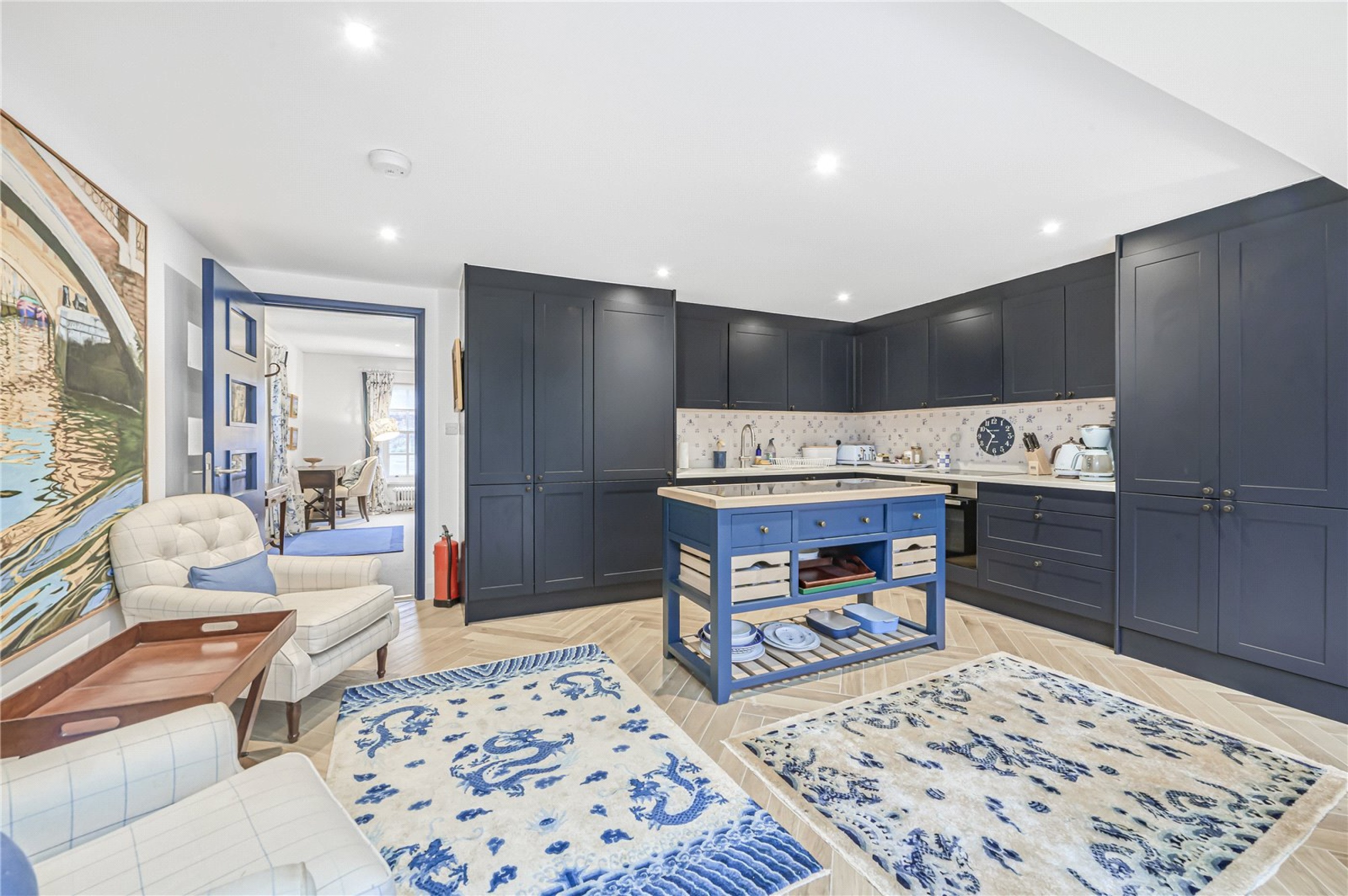 Images for Battersea EAID:4101633374 BID:BSE