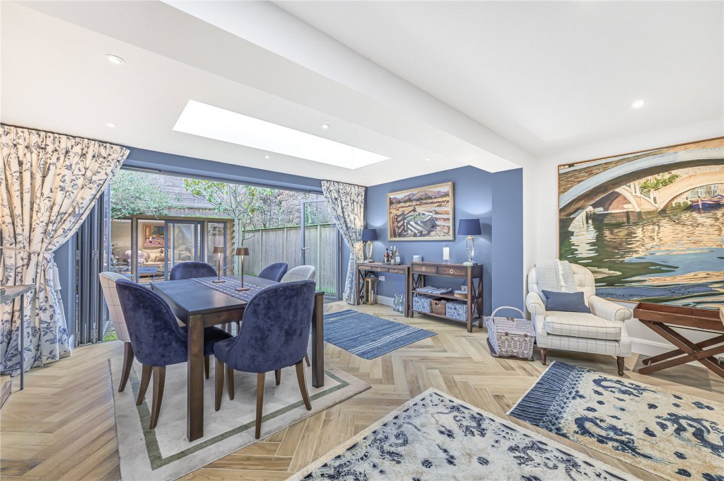 Images for Battersea EAID:4101633374 BID:BSE