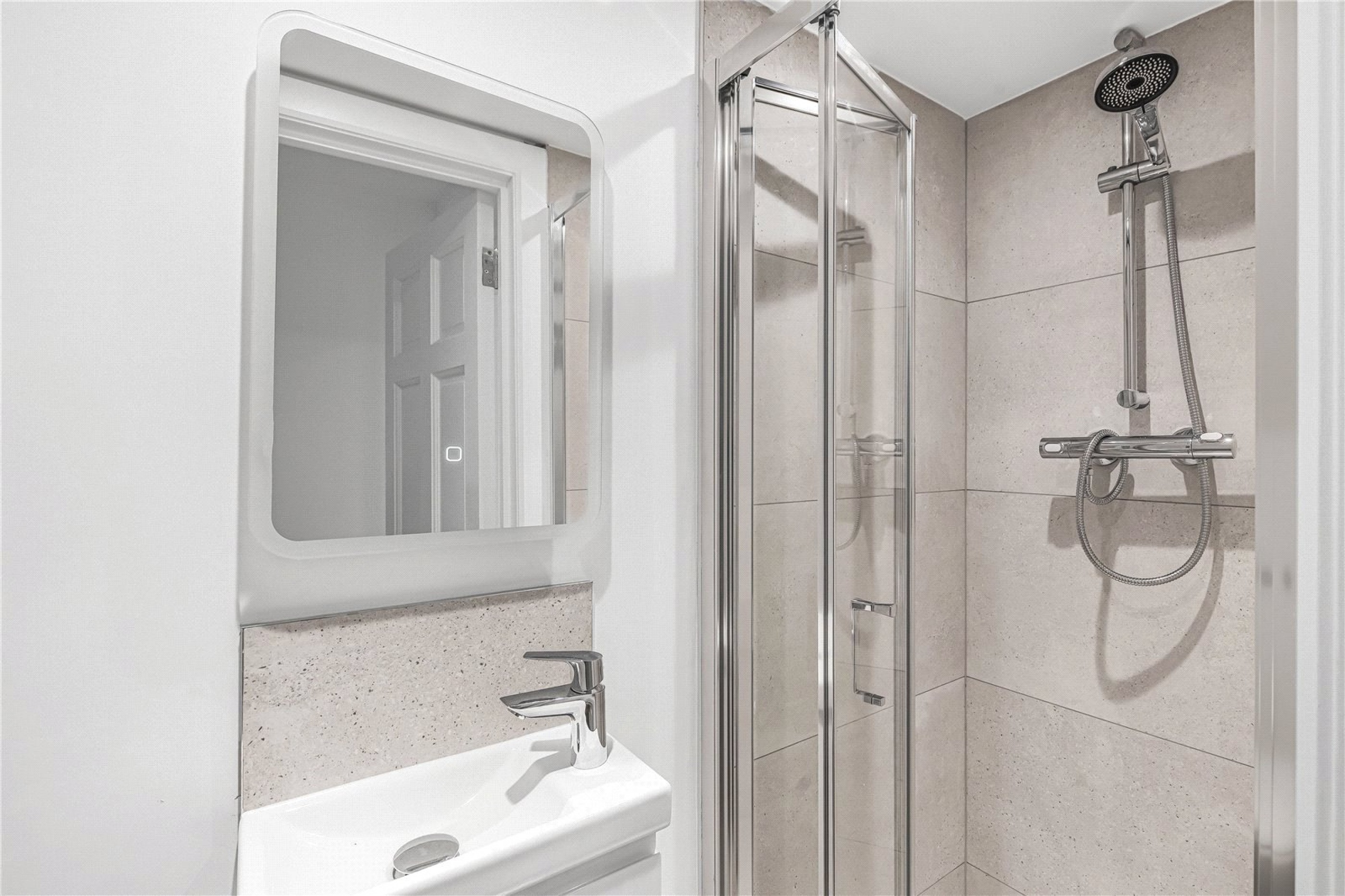 Images for London EAID:4101633374 BID:FLS