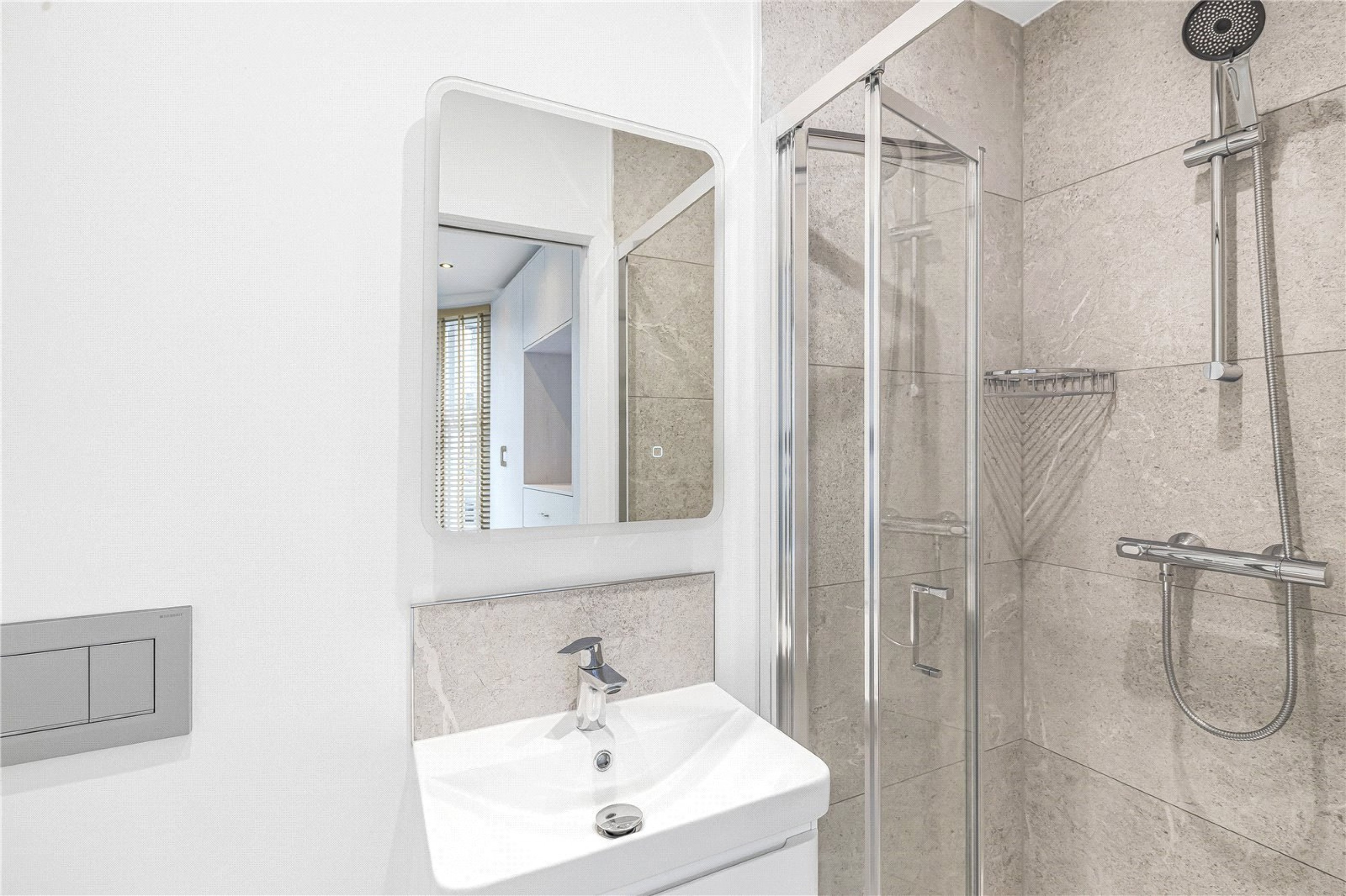 Images for London EAID:4101633374 BID:FLS