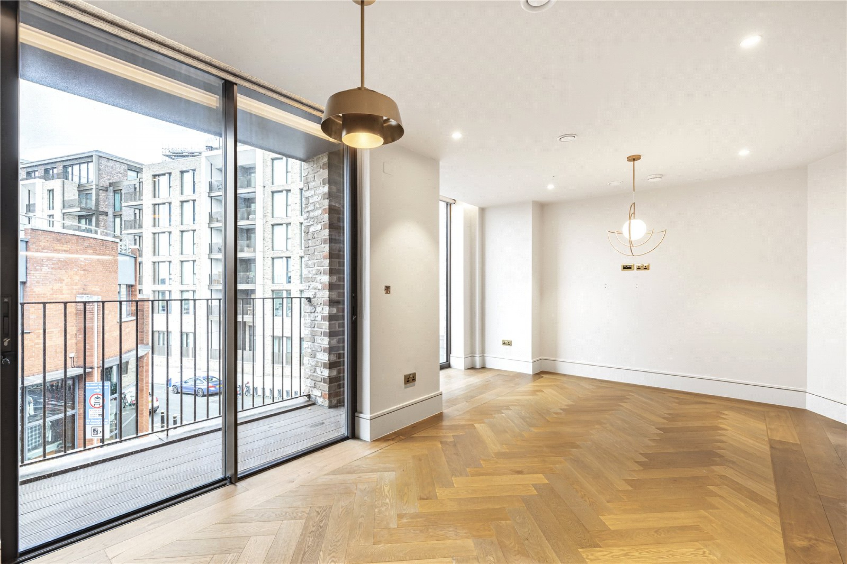 Images for London EAID:4101633374 BID:FLS