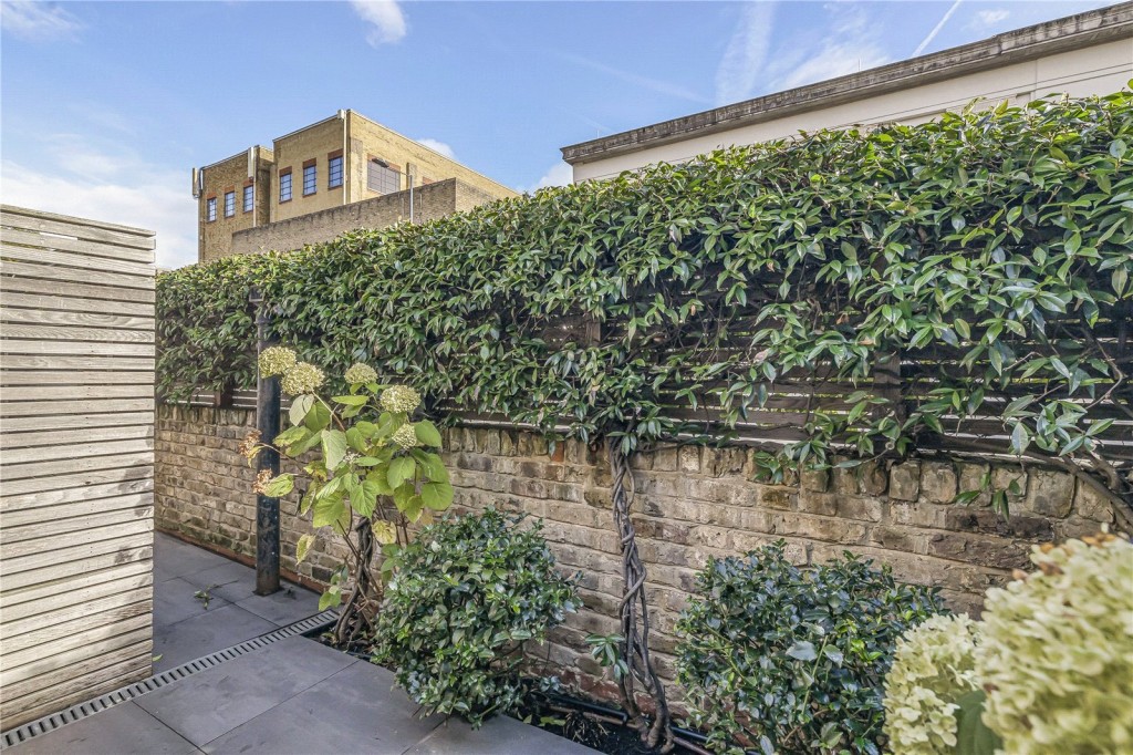 Images for London EAID:4101633374 BID:FLS