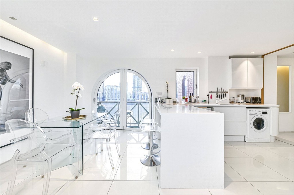 Images for London EAID:4101633374 BID:FLS