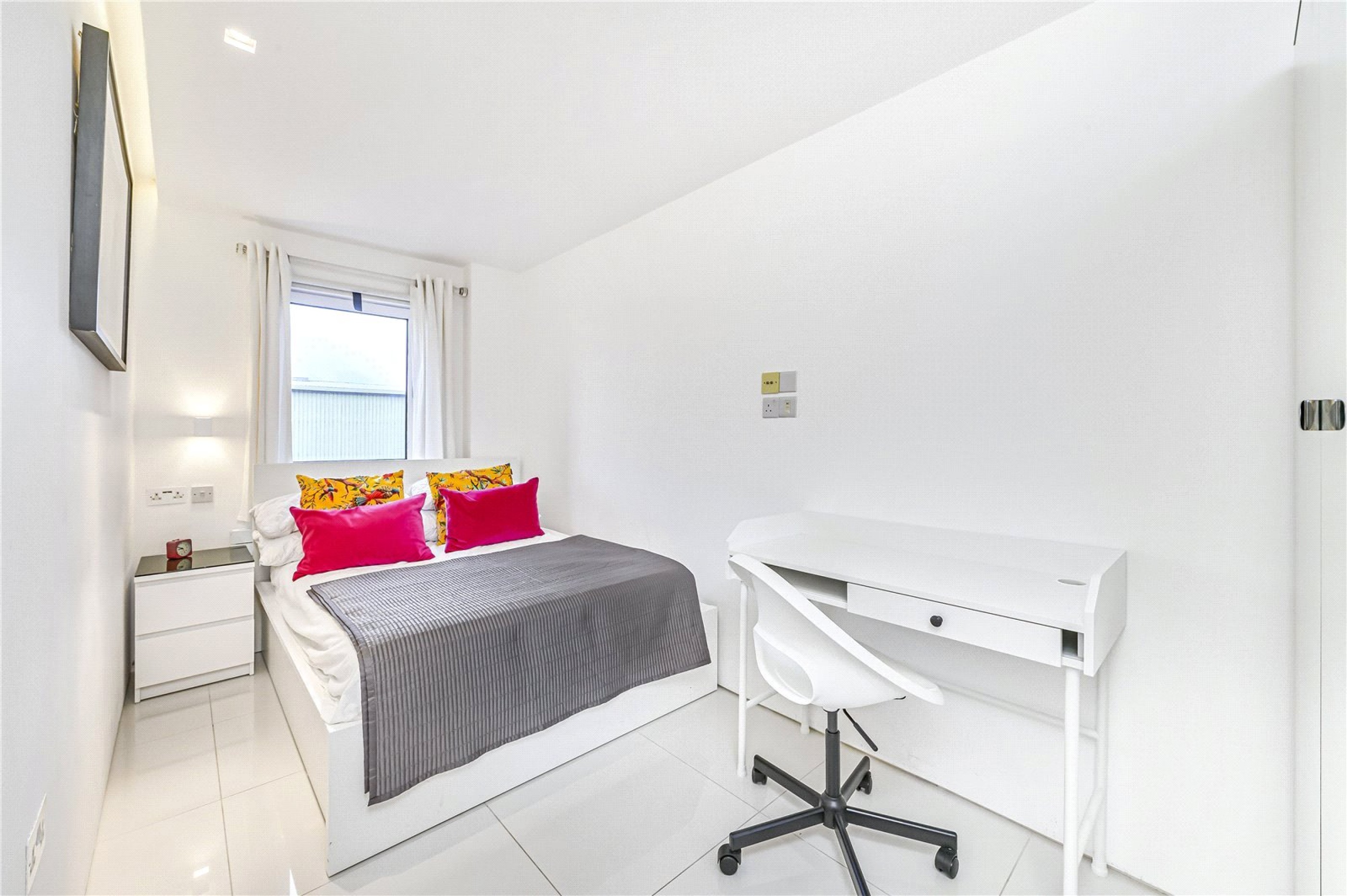 Images for London EAID:4101633374 BID:FLS