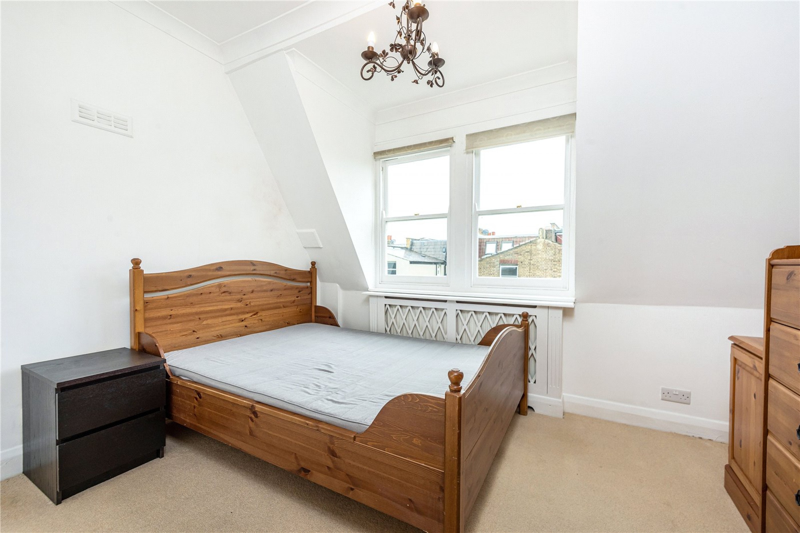 Images for Fulham EAID:4101633374 BID:FLS