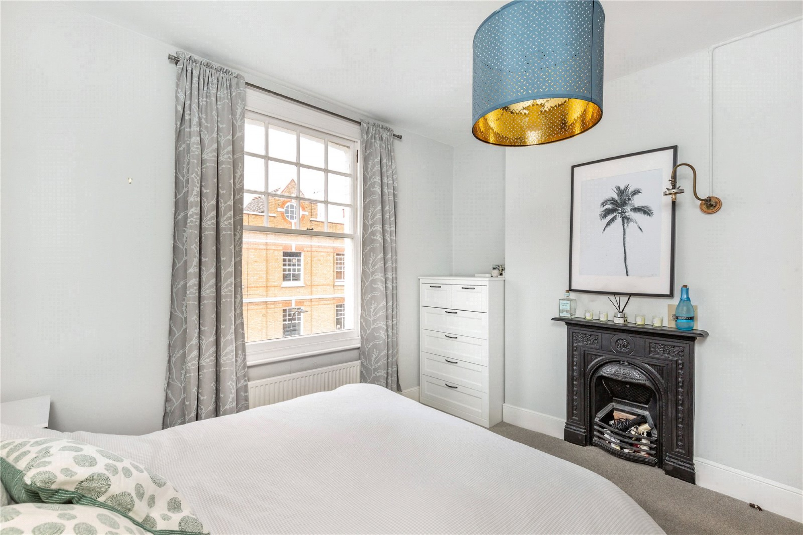 Images for Fulham EAID:4101633374 BID:FLS