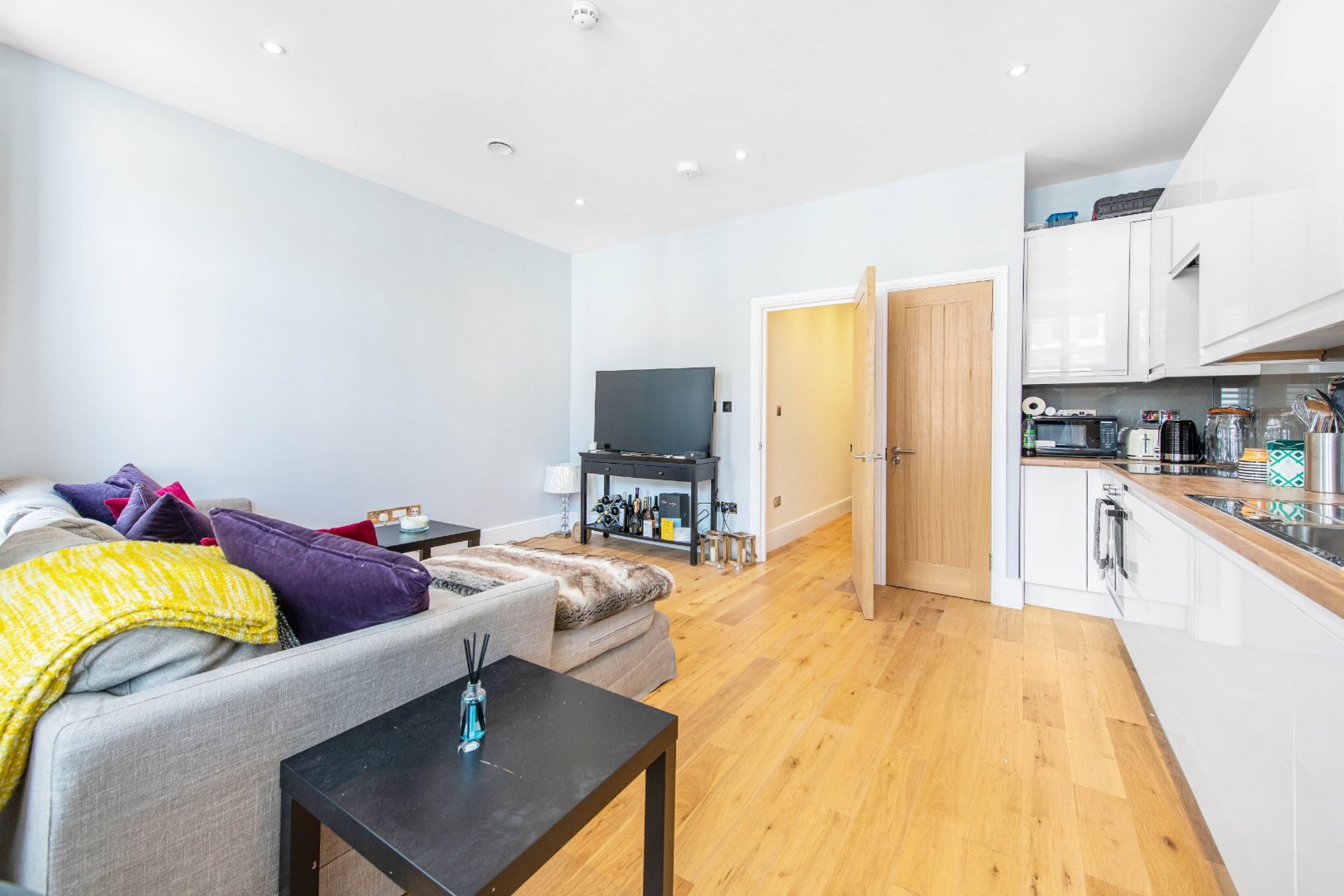 Images for London EAID:163099177 BID:FLS