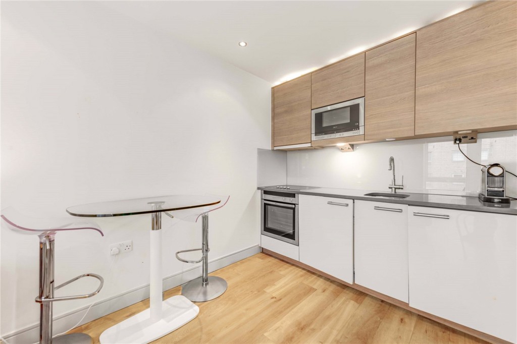Images for London EAID:163099177 BID:FLS