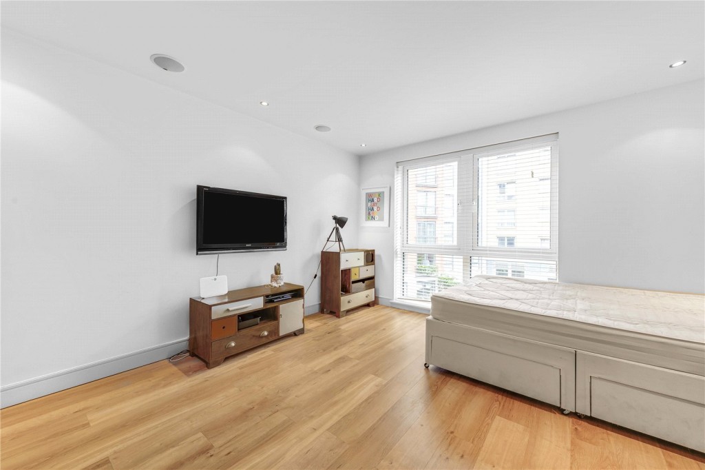 Images for London EAID:163099177 BID:FLS