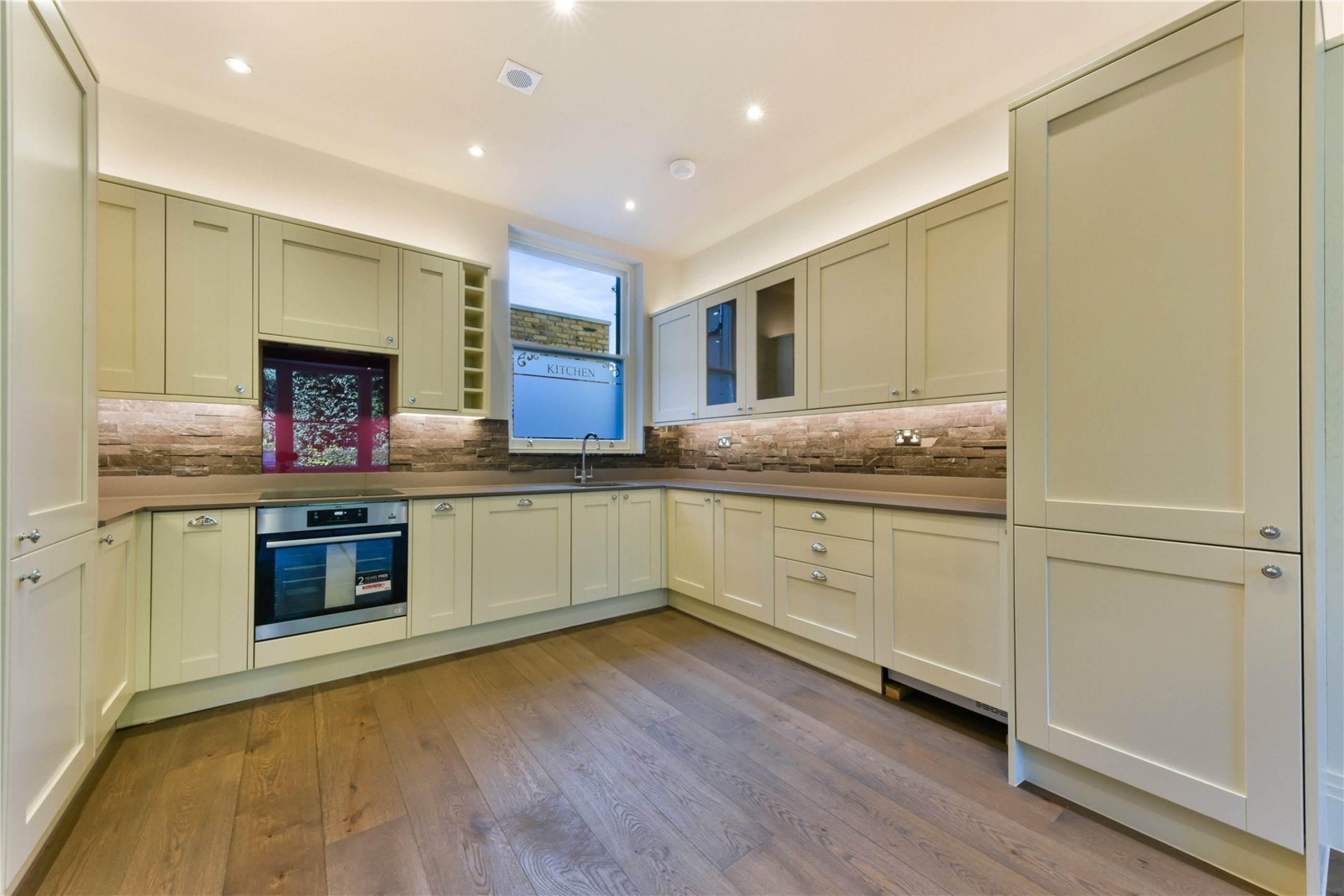 Images for London EAID:163099177 BID:FLS