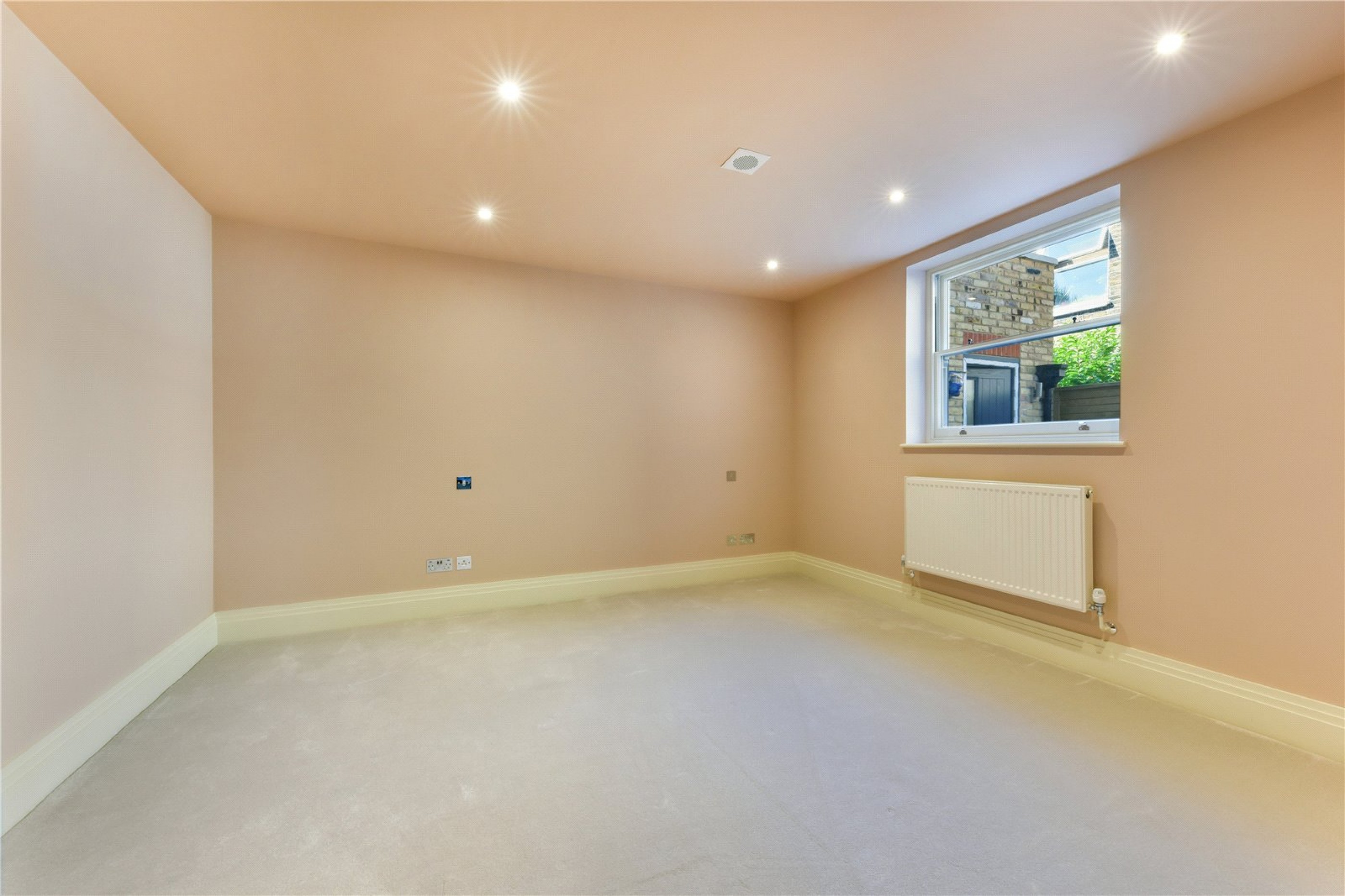 Images for London EAID:163099177 BID:FLS