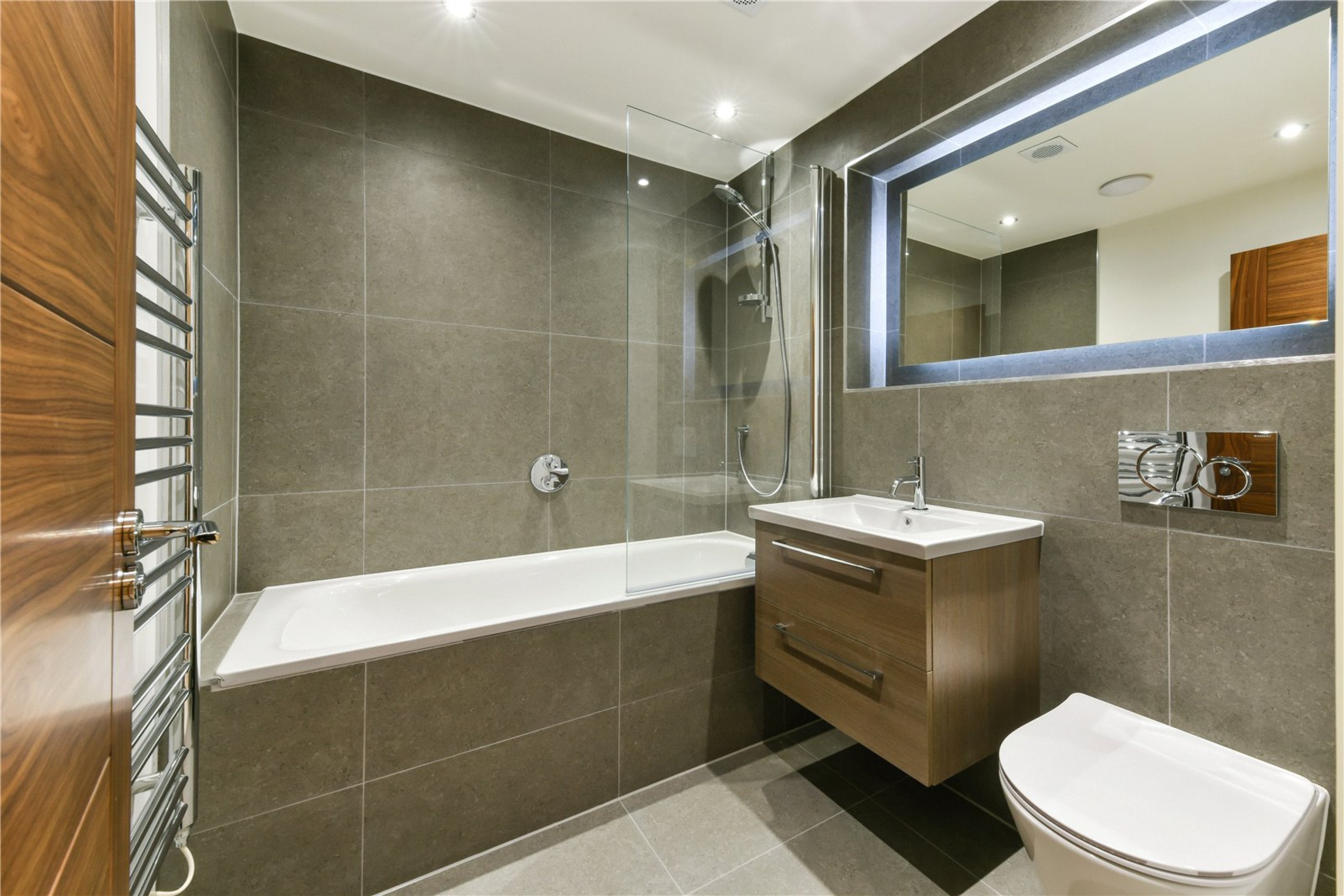 Images for London EAID:163099177 BID:FLS