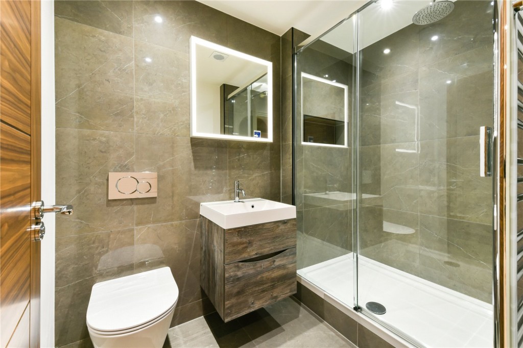 Images for London EAID:163099177 BID:FLS
