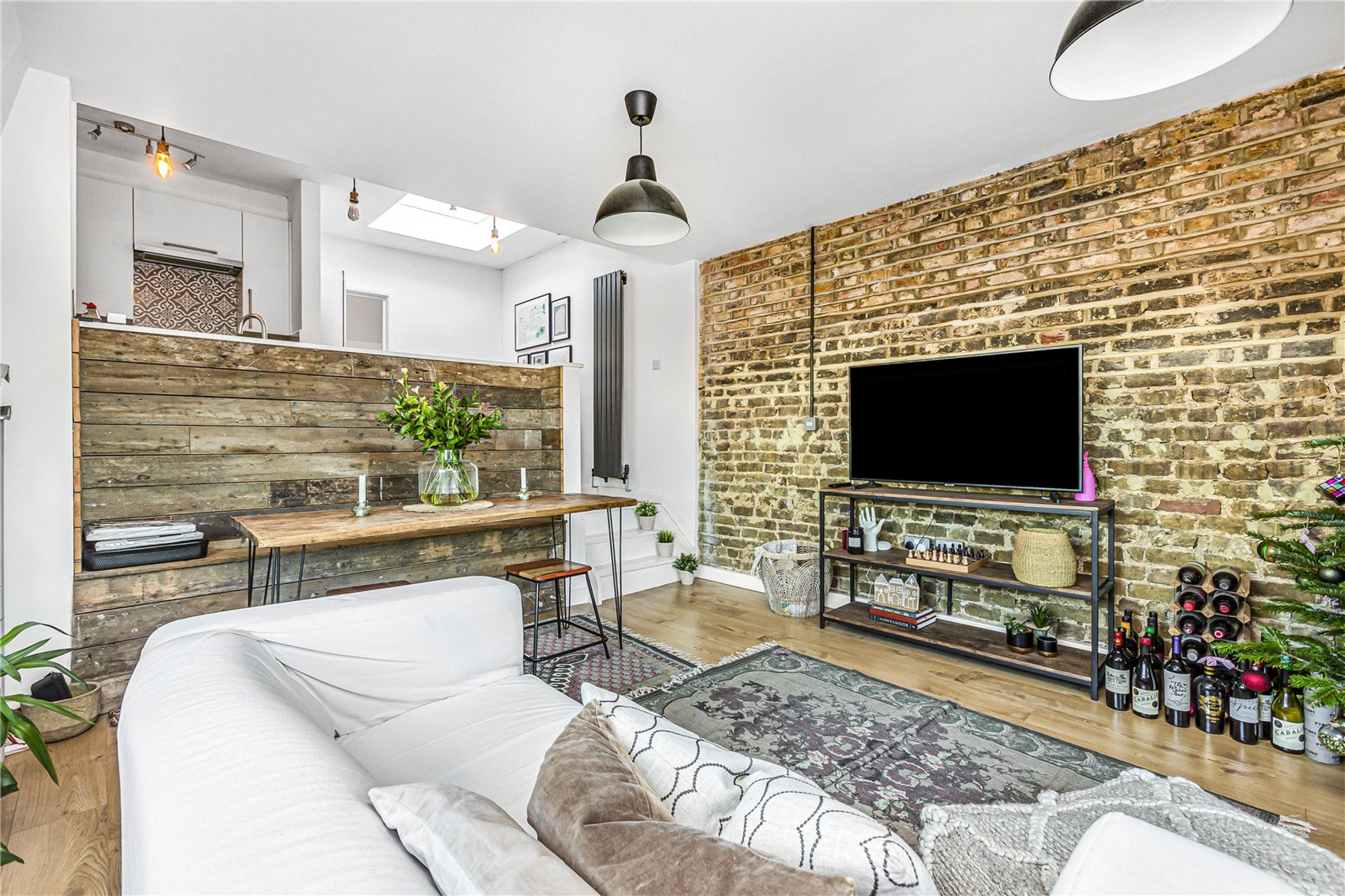 Images for London EAID:163099177 BID:FLS