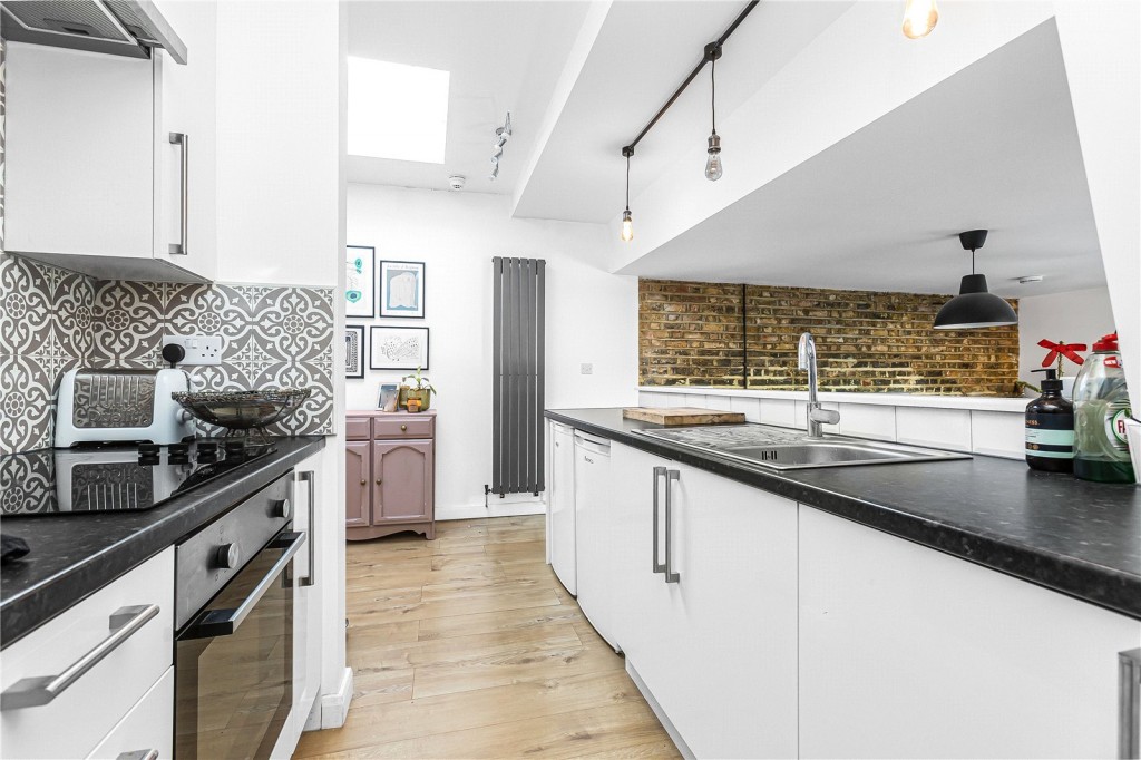 Images for London EAID:163099177 BID:FLS
