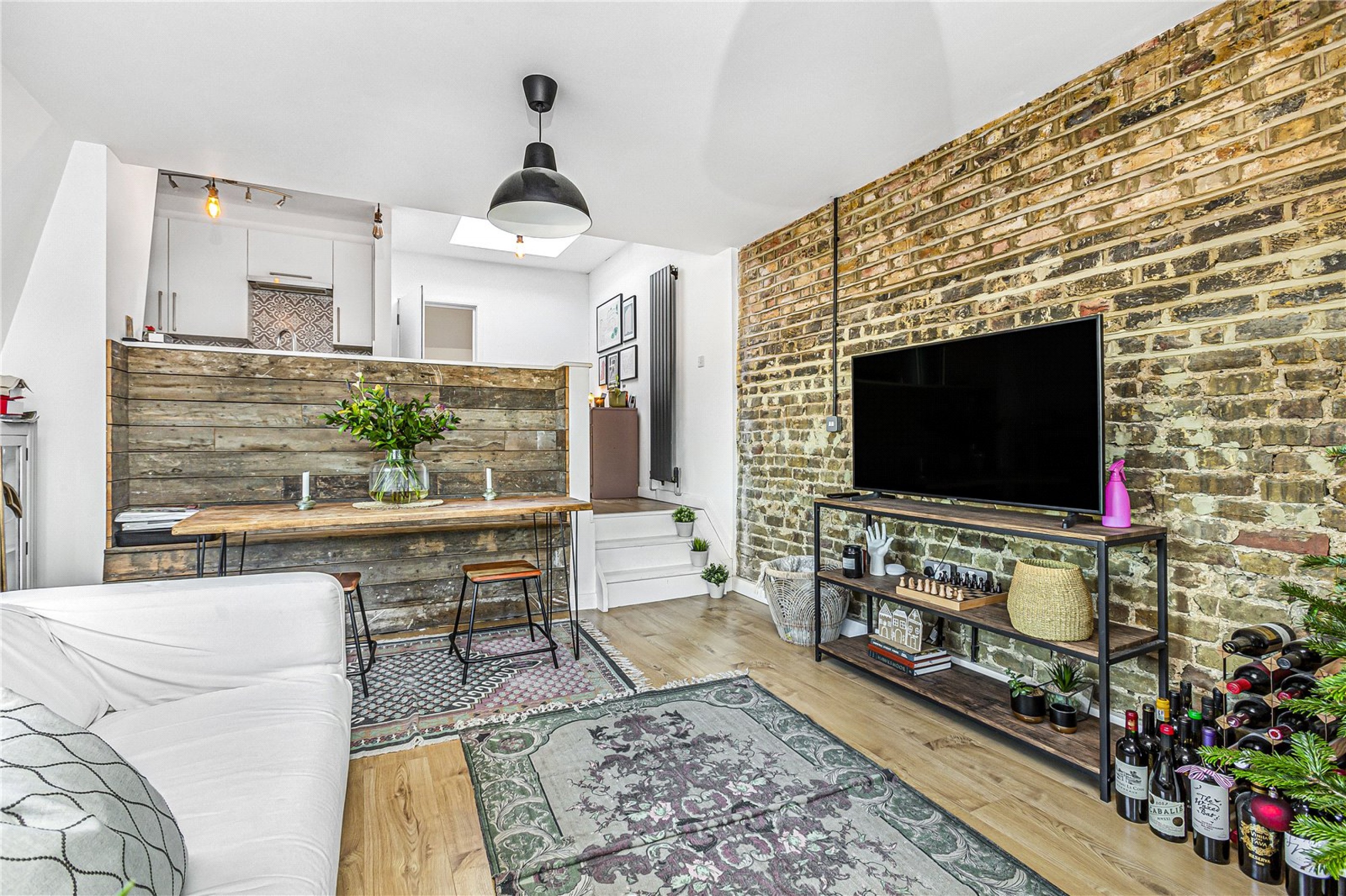 Images for London EAID:163099177 BID:FLS