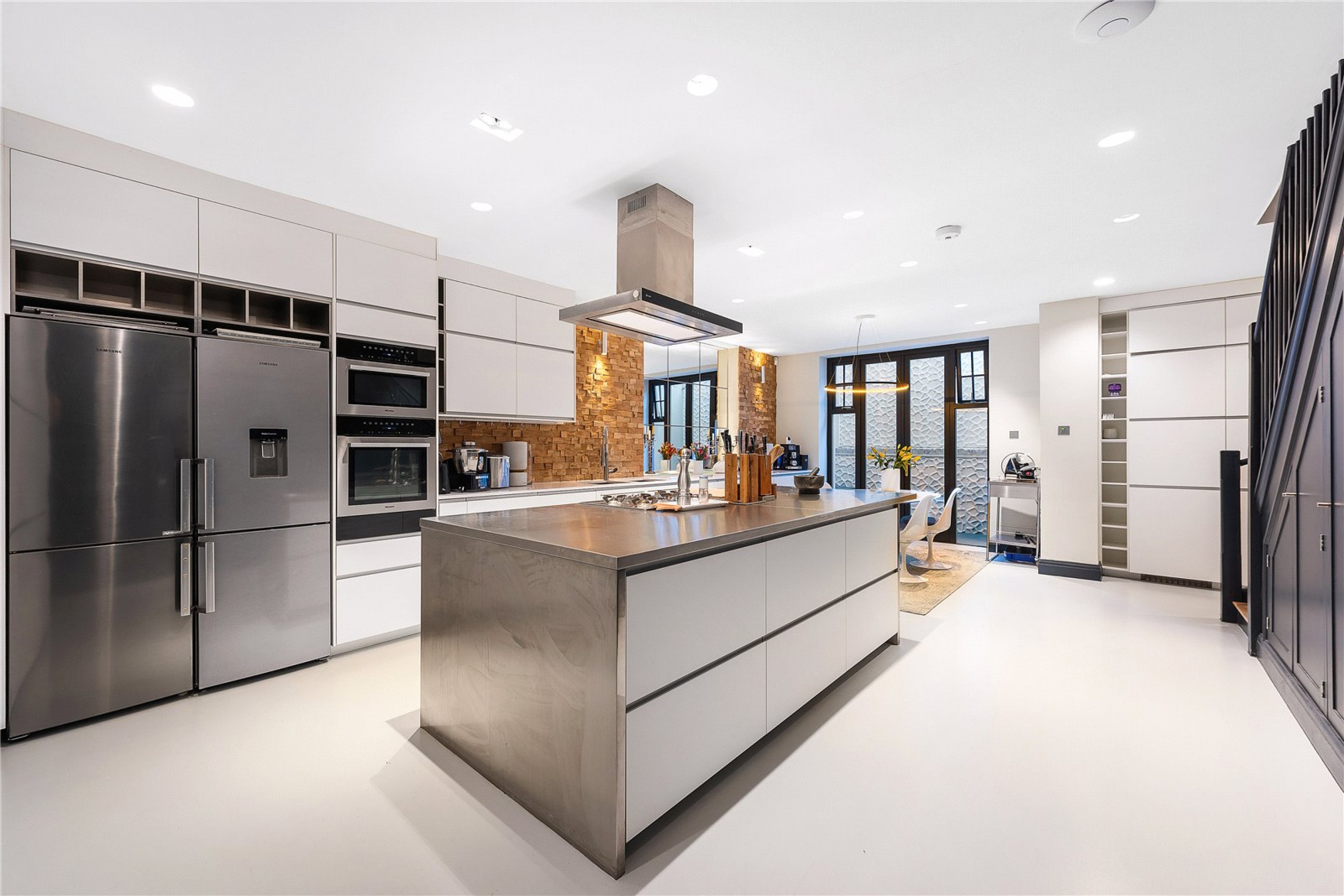 Images for London EAID:4101633374 BID:FLS