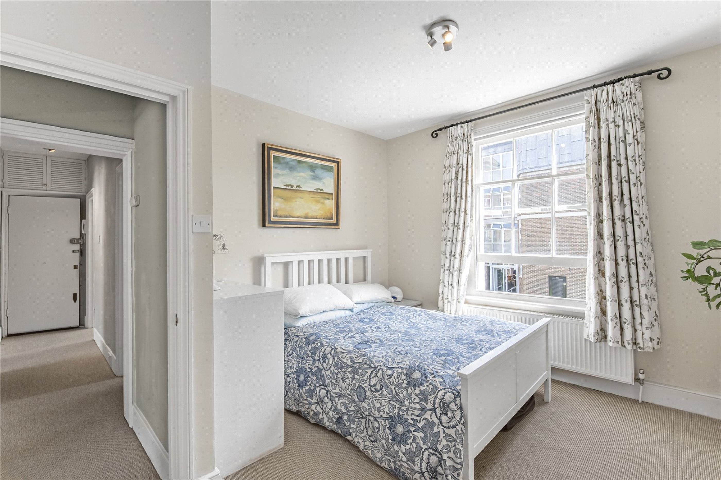 Images for London EAID:163099177 BID:FLS