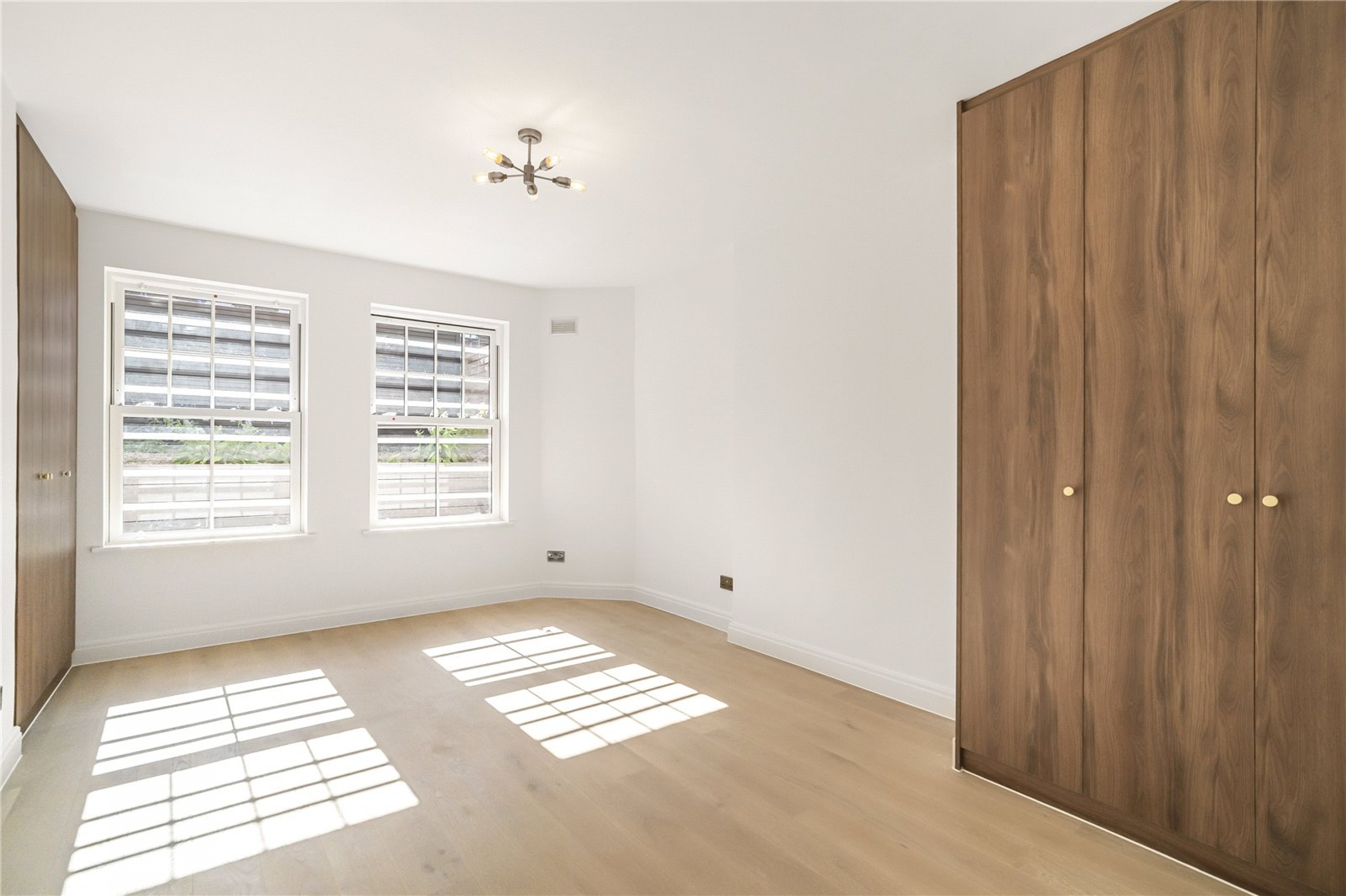Images for London EAID:163099177 BID:FLS