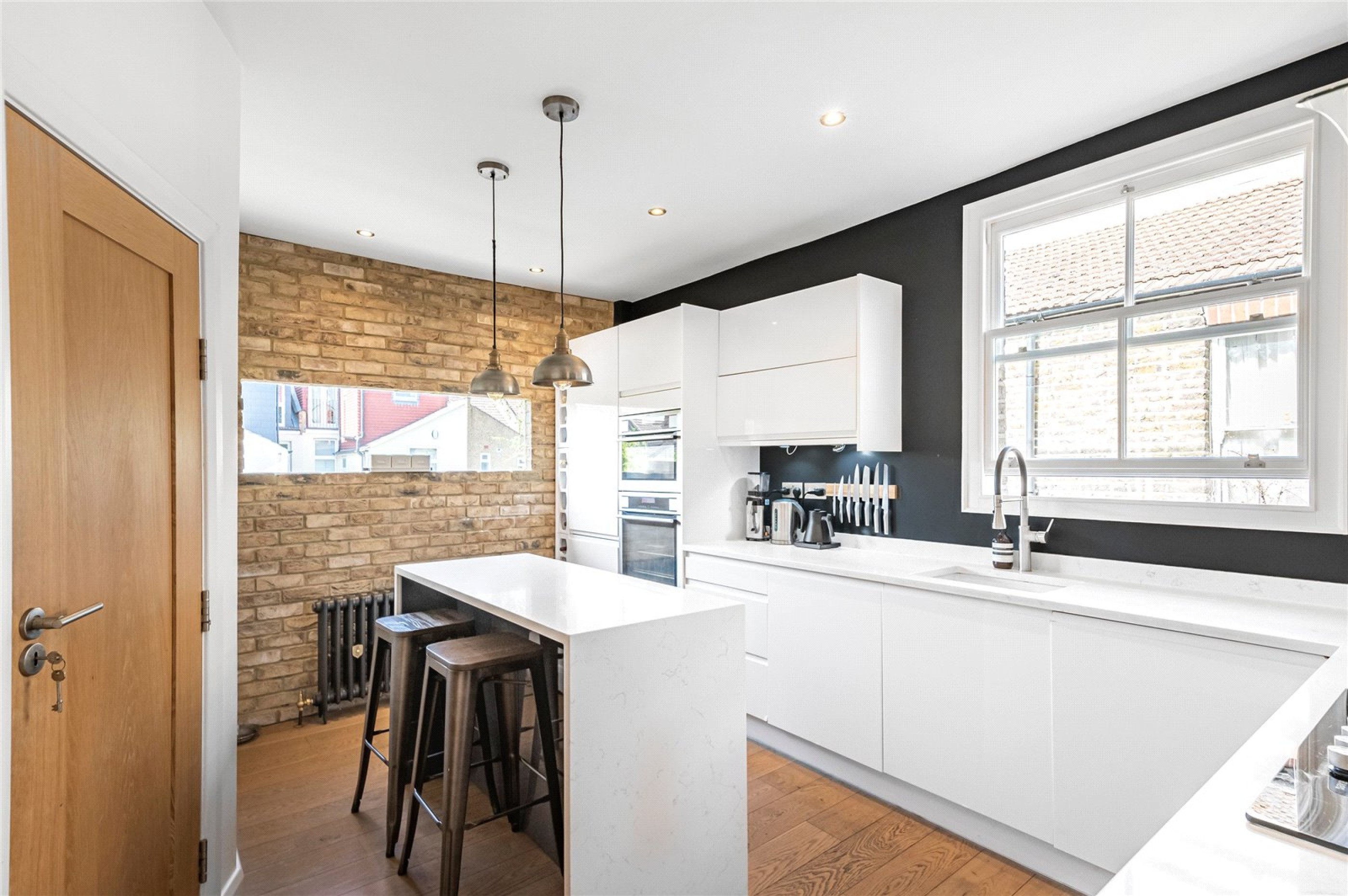 Images for Furzedown EAID:163099177 BID:FRD