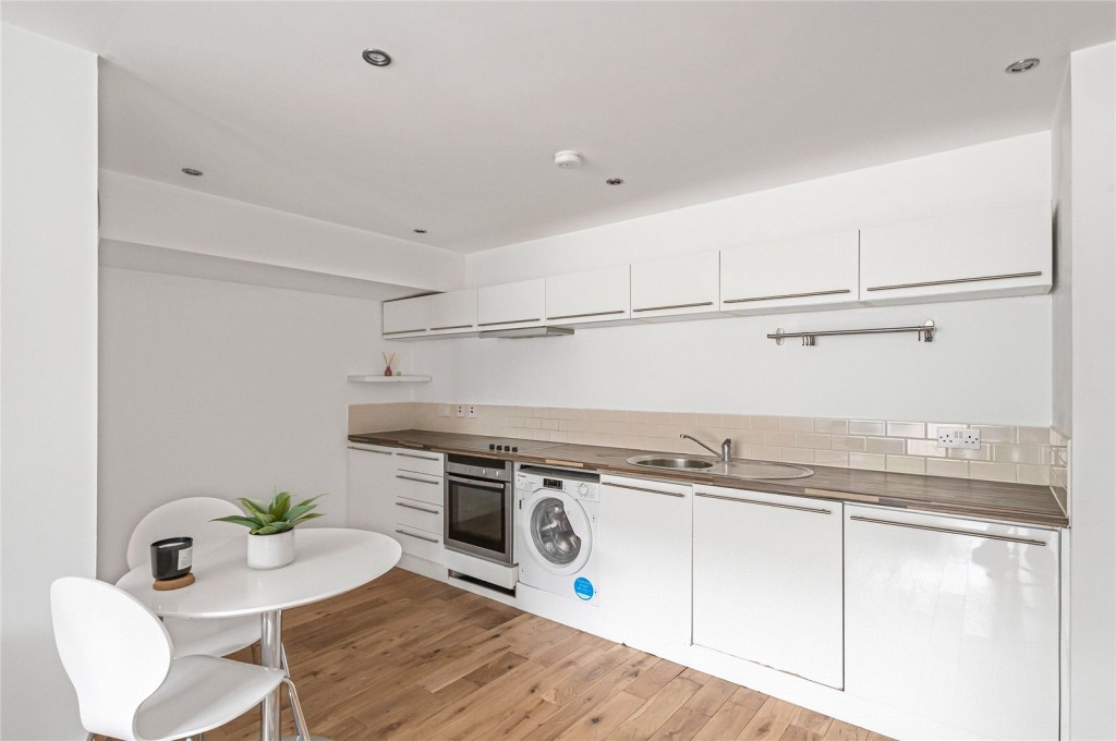 Images for Furzedown EAID:163099177 BID:FRD