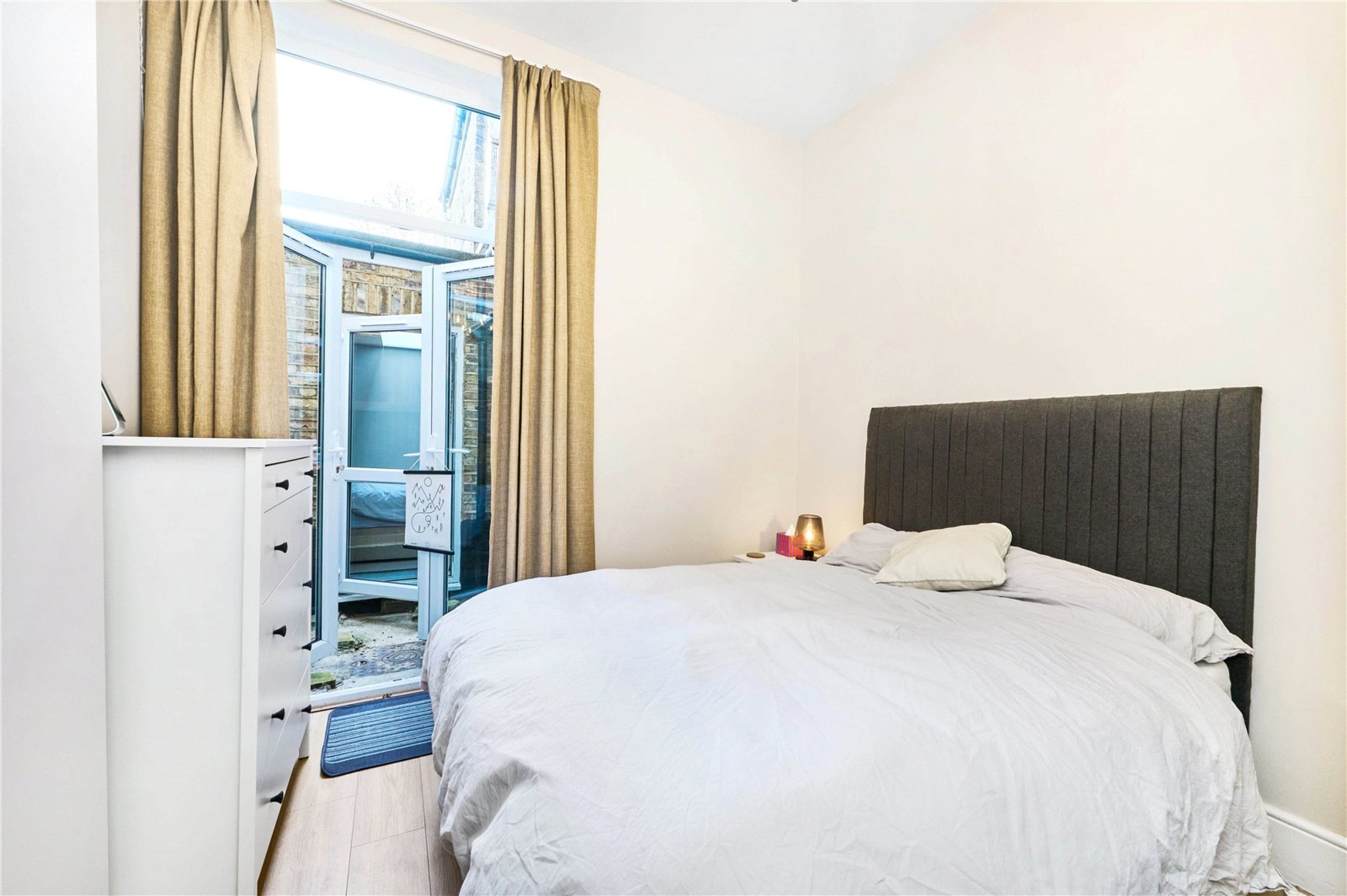 Images for London EAID:163099177 BID:FRD