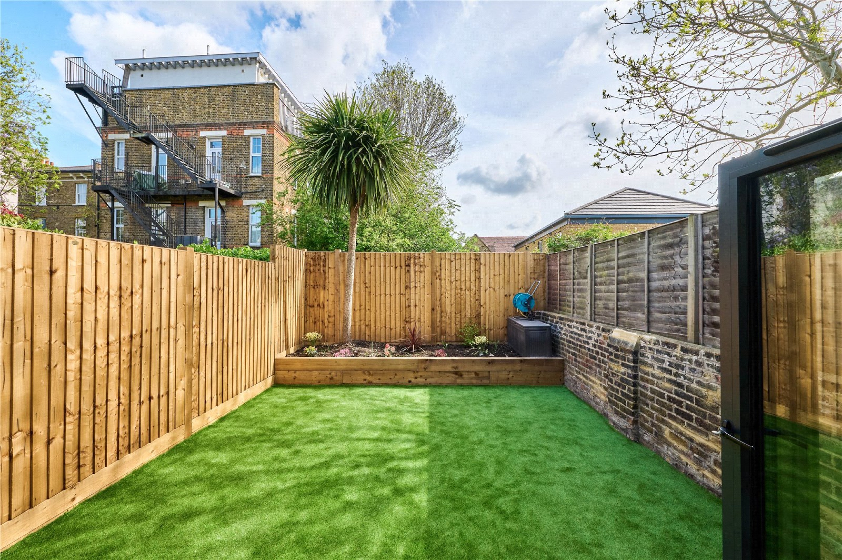 Images for London EAID:163099177 BID:FRD