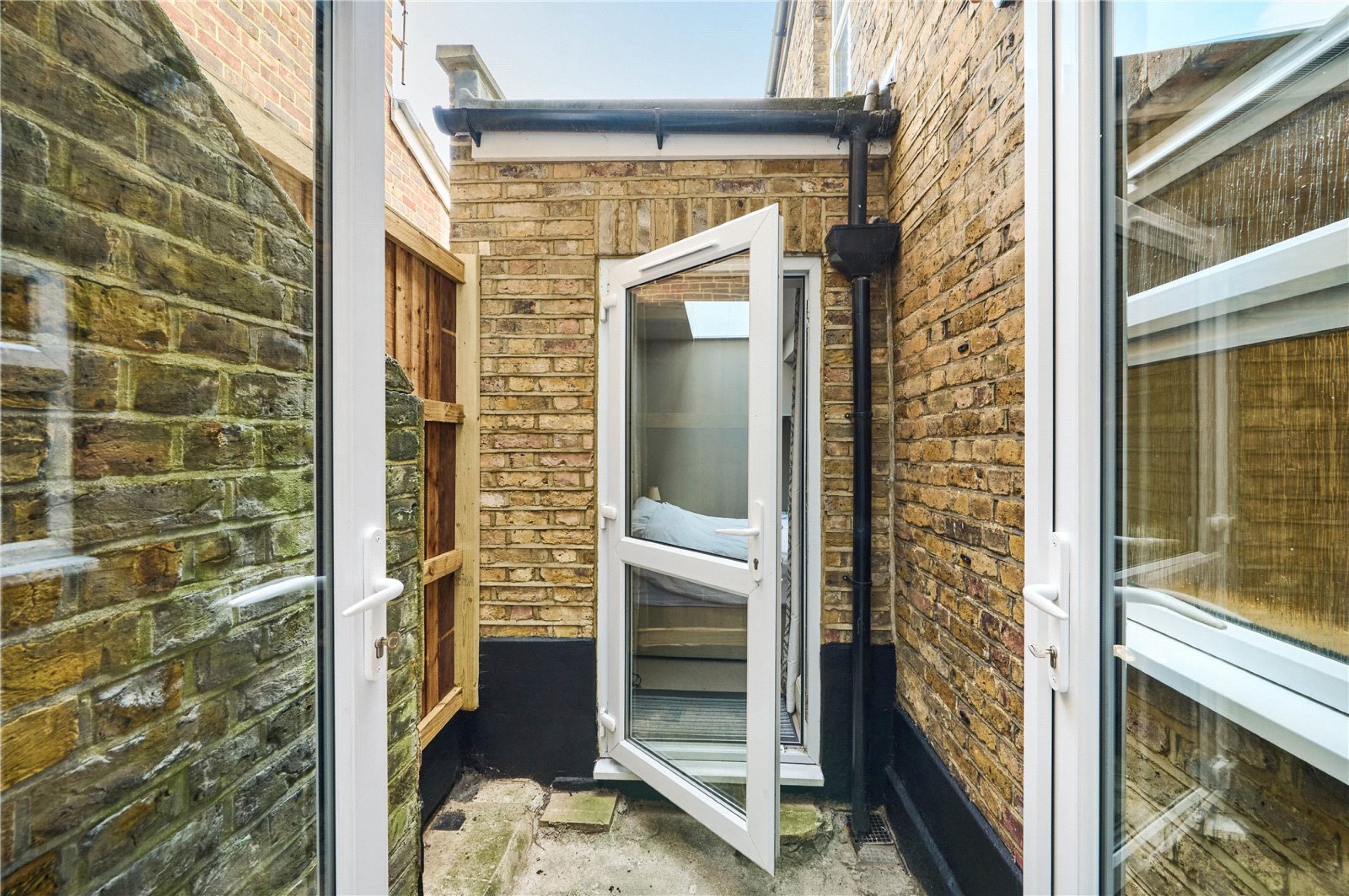 Images for London EAID:163099177 BID:FRD