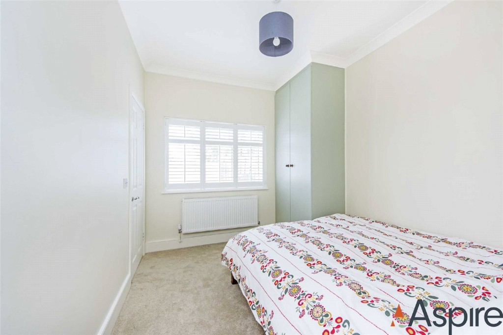 Images for London EAID:4101633374 BID:BLM