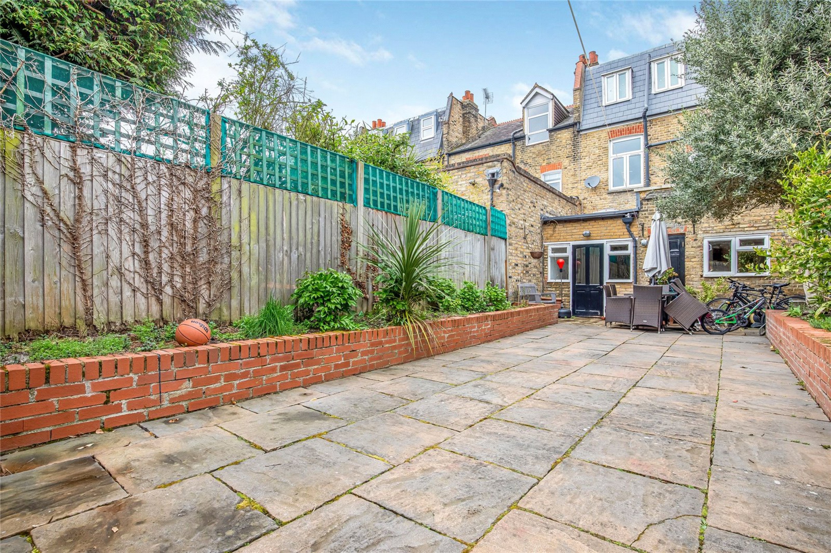 Images for Furzedown EAID:163099177 BID:FRD