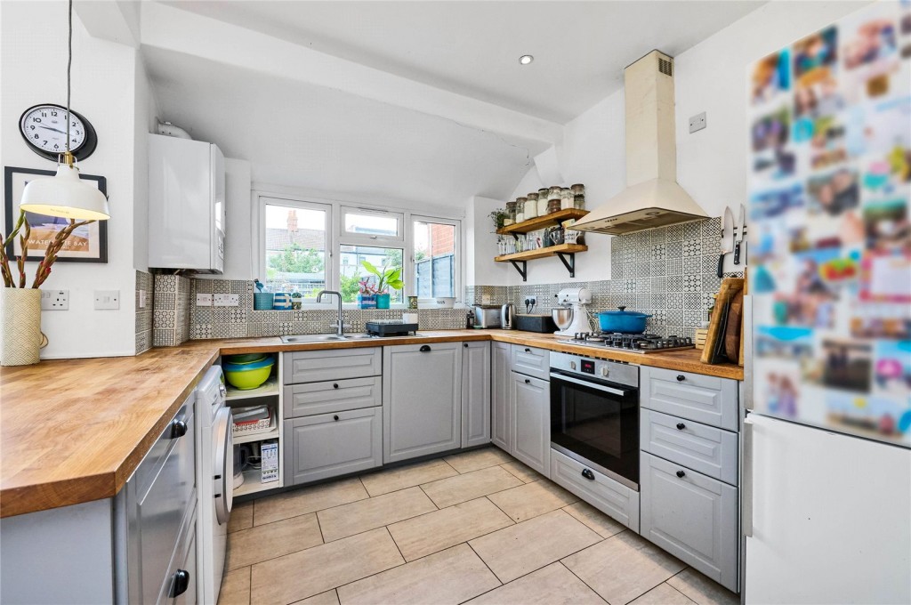 Images for Mitcham EAID:163099177 BID:FRD