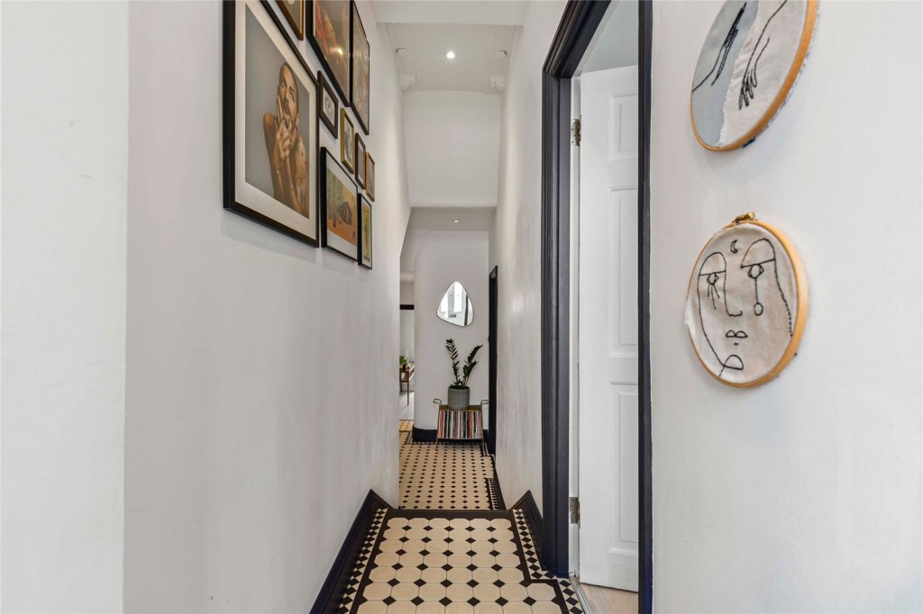 Images for Mitcham EAID:163099177 BID:FRD