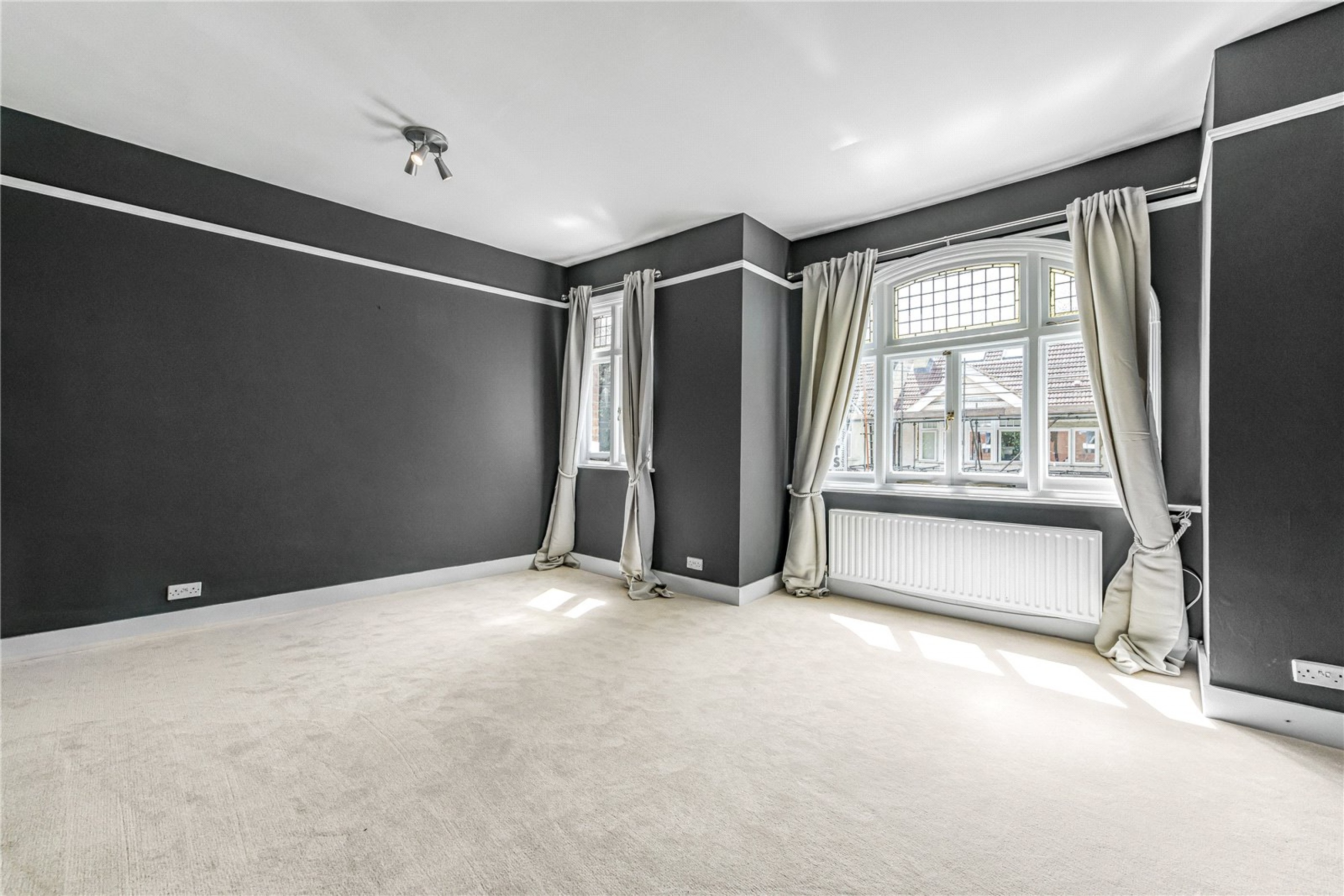 Images for London EAID:163099177 BID:FRD