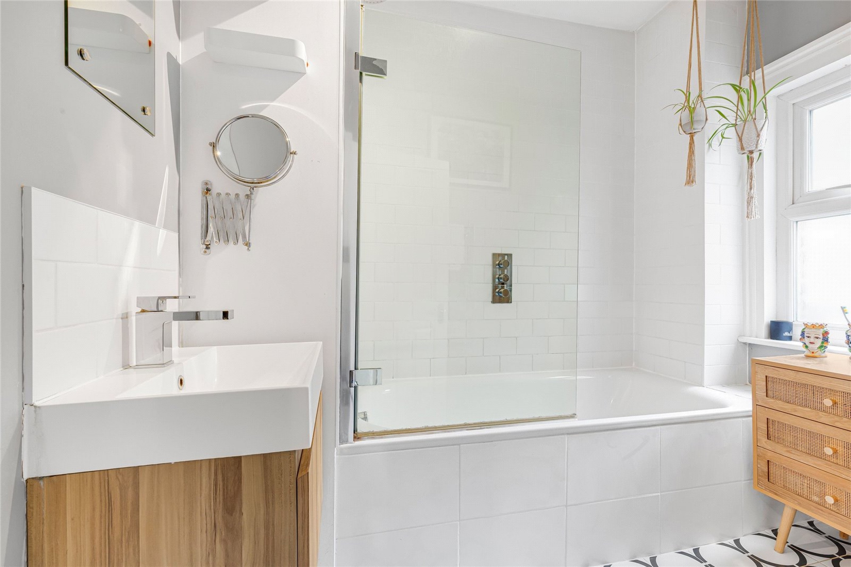 Images for Furzedown EAID:163099177 BID:FRD