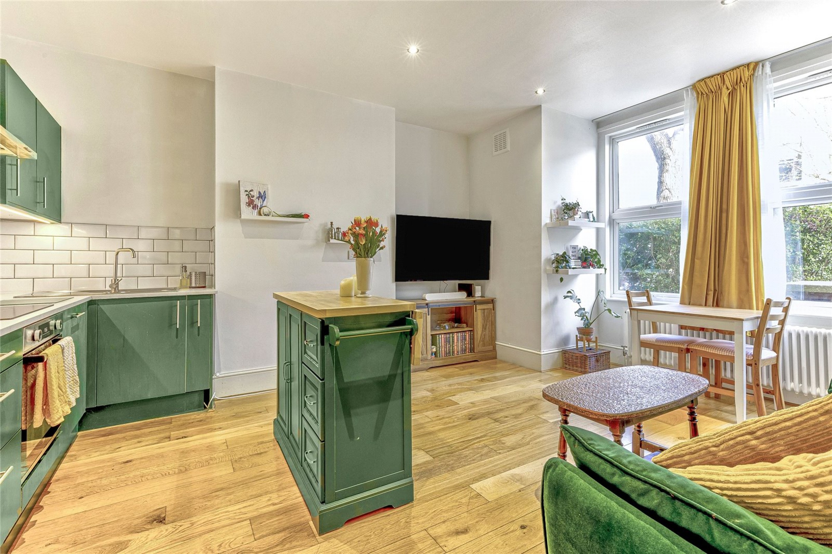 Images for London EAID:163099177 BID:FRD