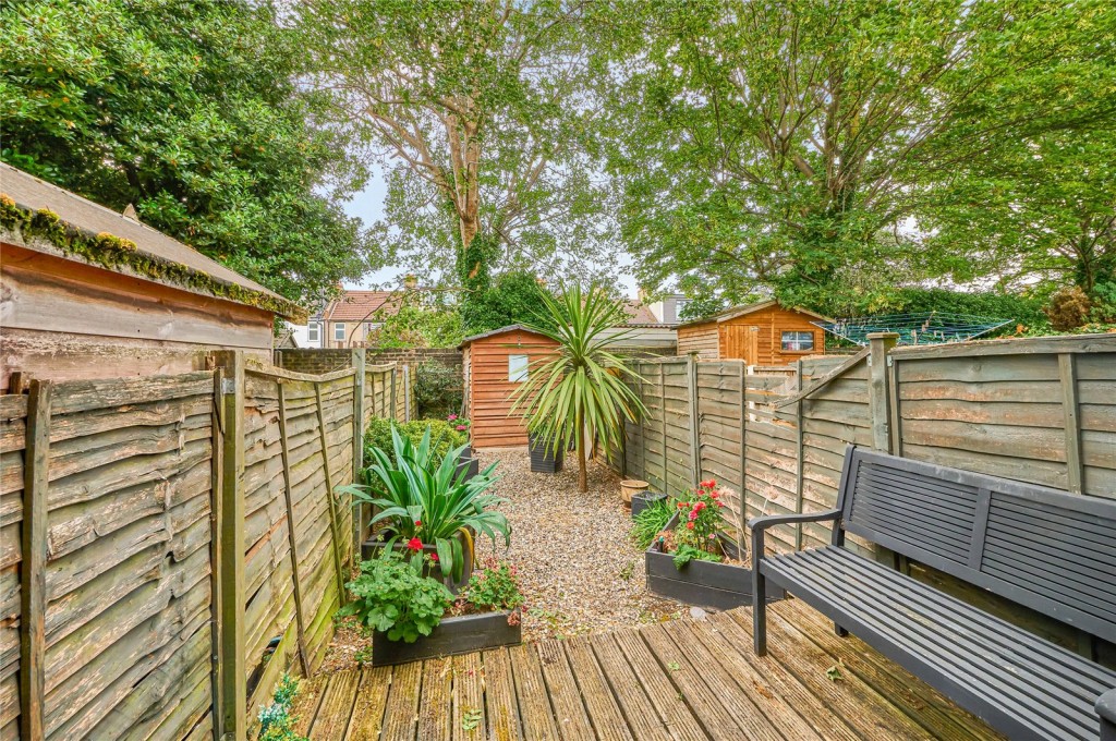 Images for Tooting Broadway EAID:163099177 BID:FRD