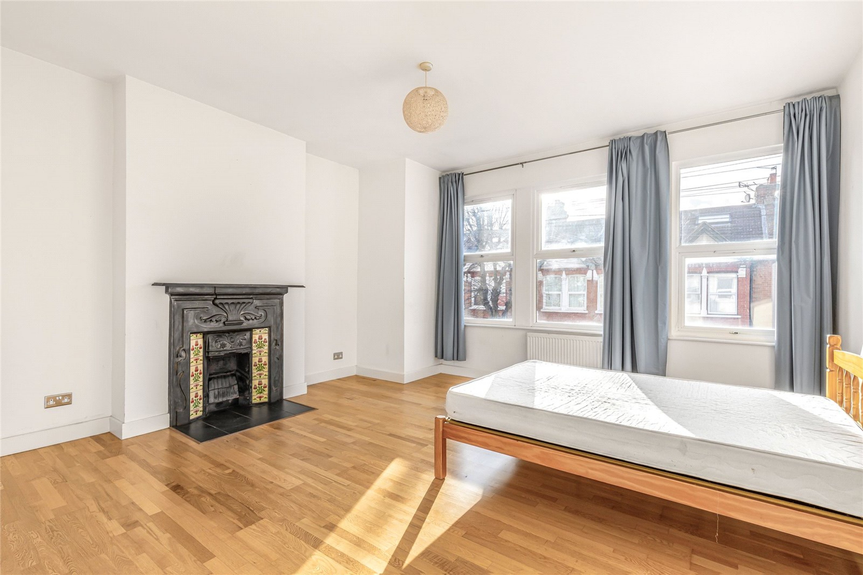Images for Furzedown EAID:163099177 BID:FRD