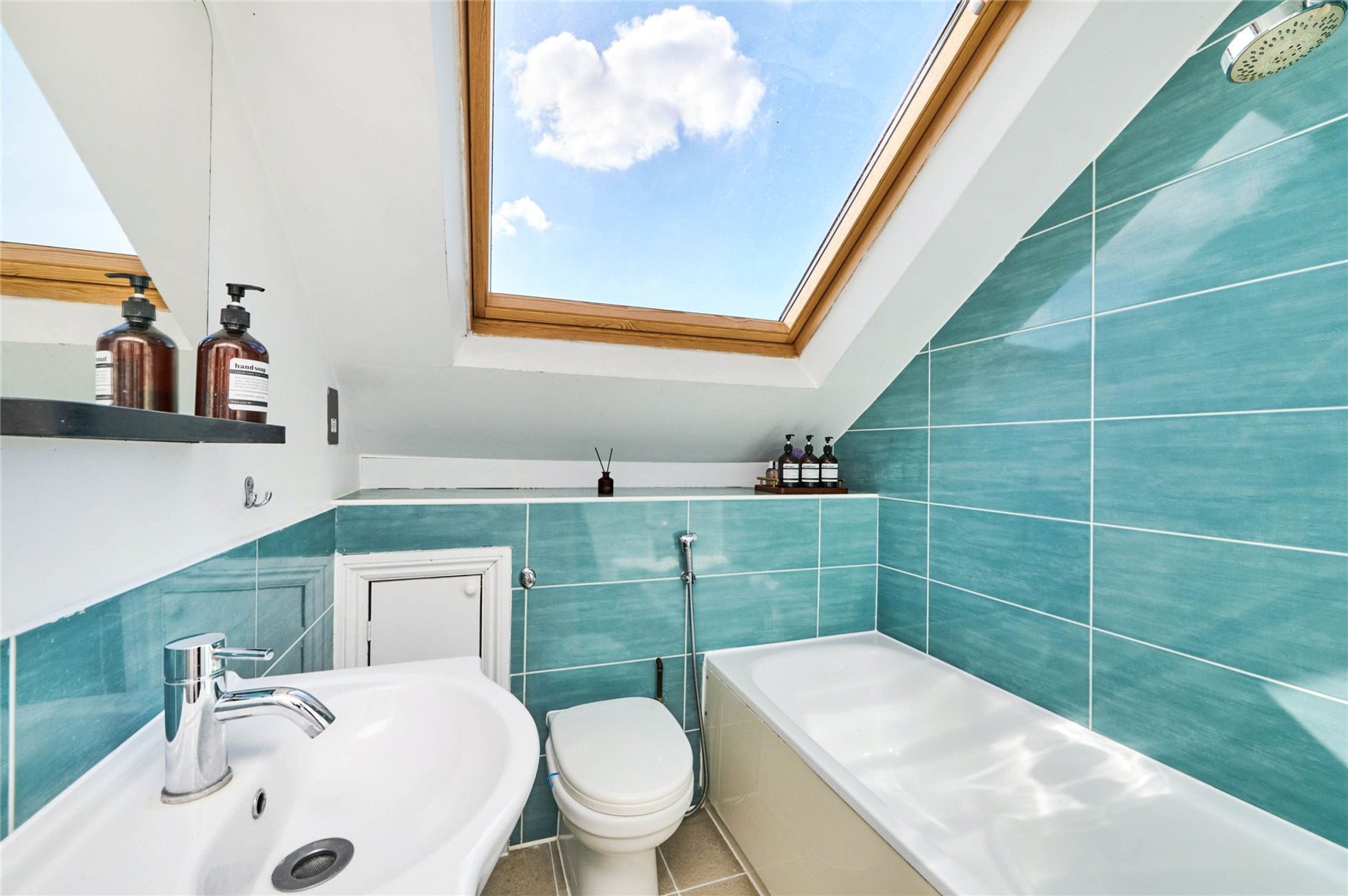 Images for Tooting EAID:163099177 BID:FRD
