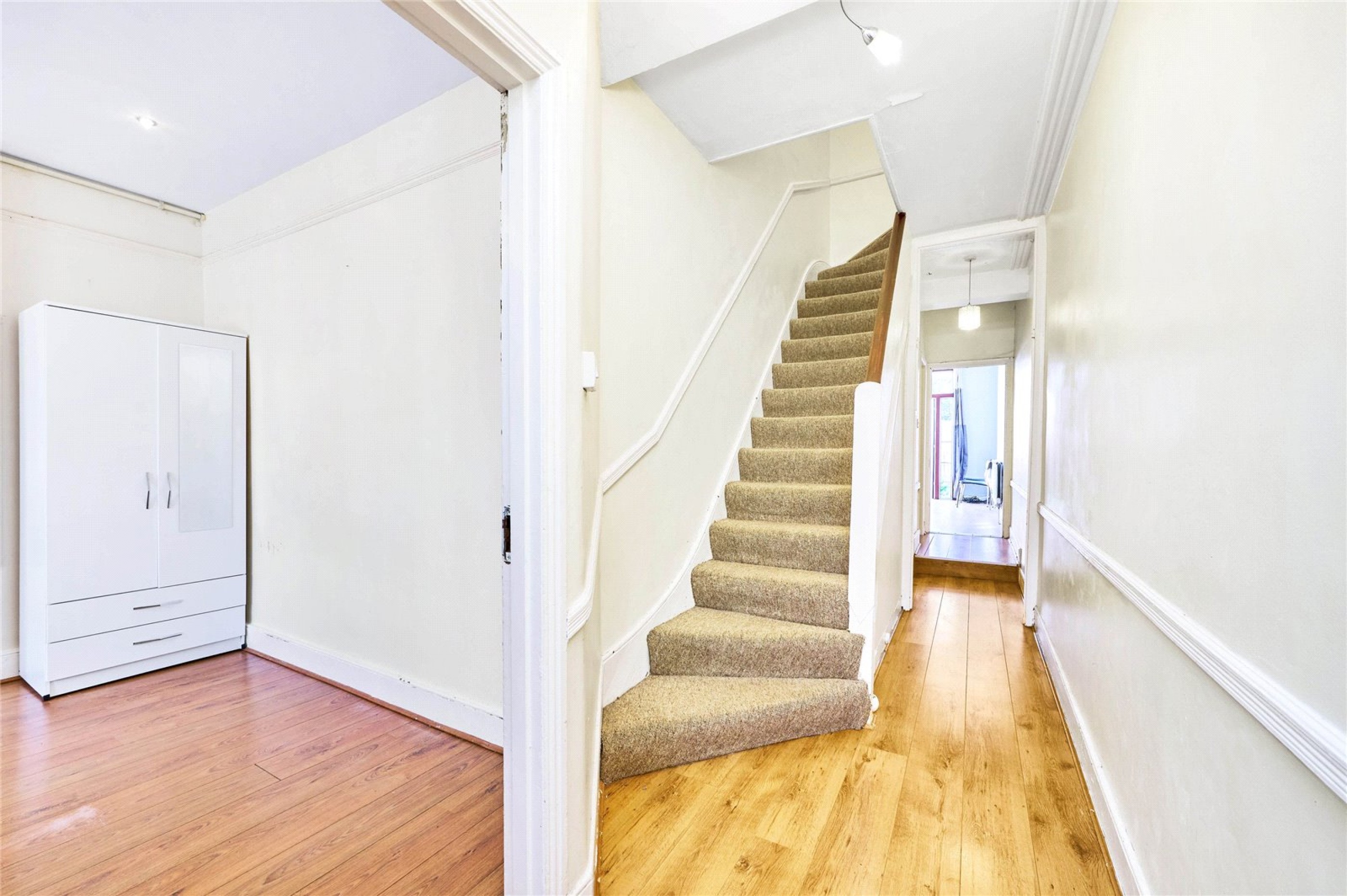 Images for Tooting EAID:163099177 BID:FRD