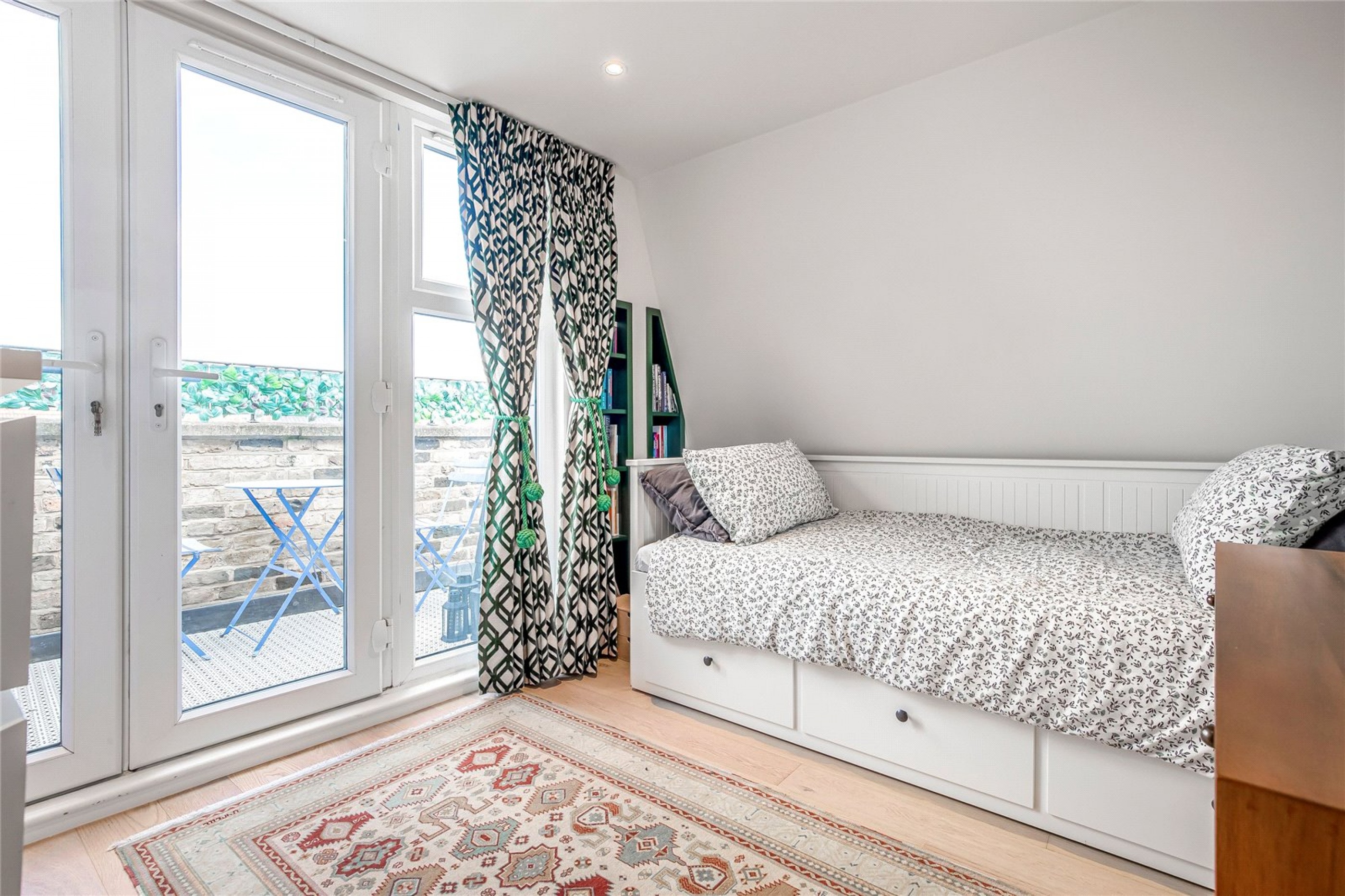 Images for Furzedown EAID:163099177 BID:FRD