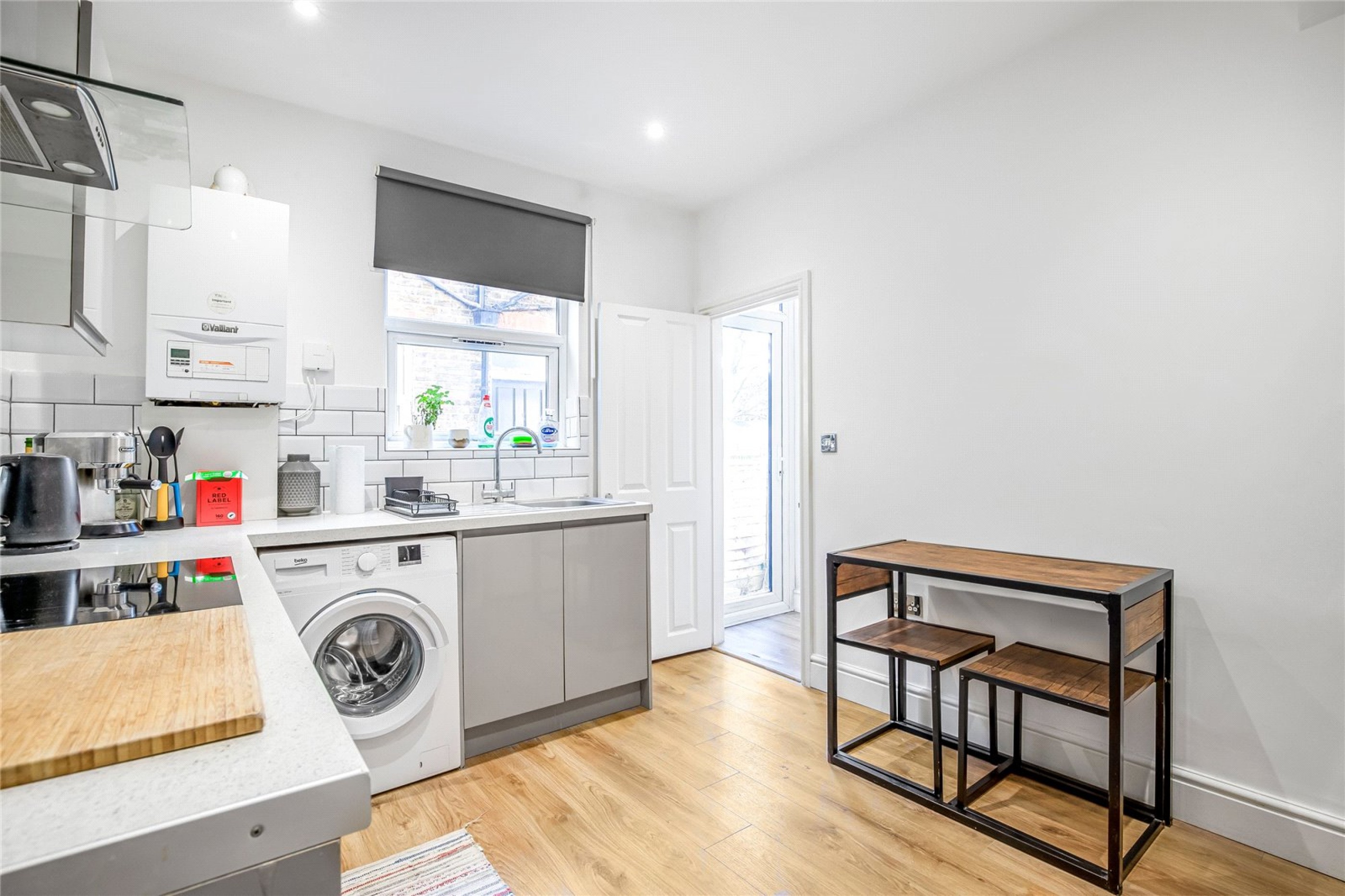Images for Tooting EAID:163099177 BID:FRD
