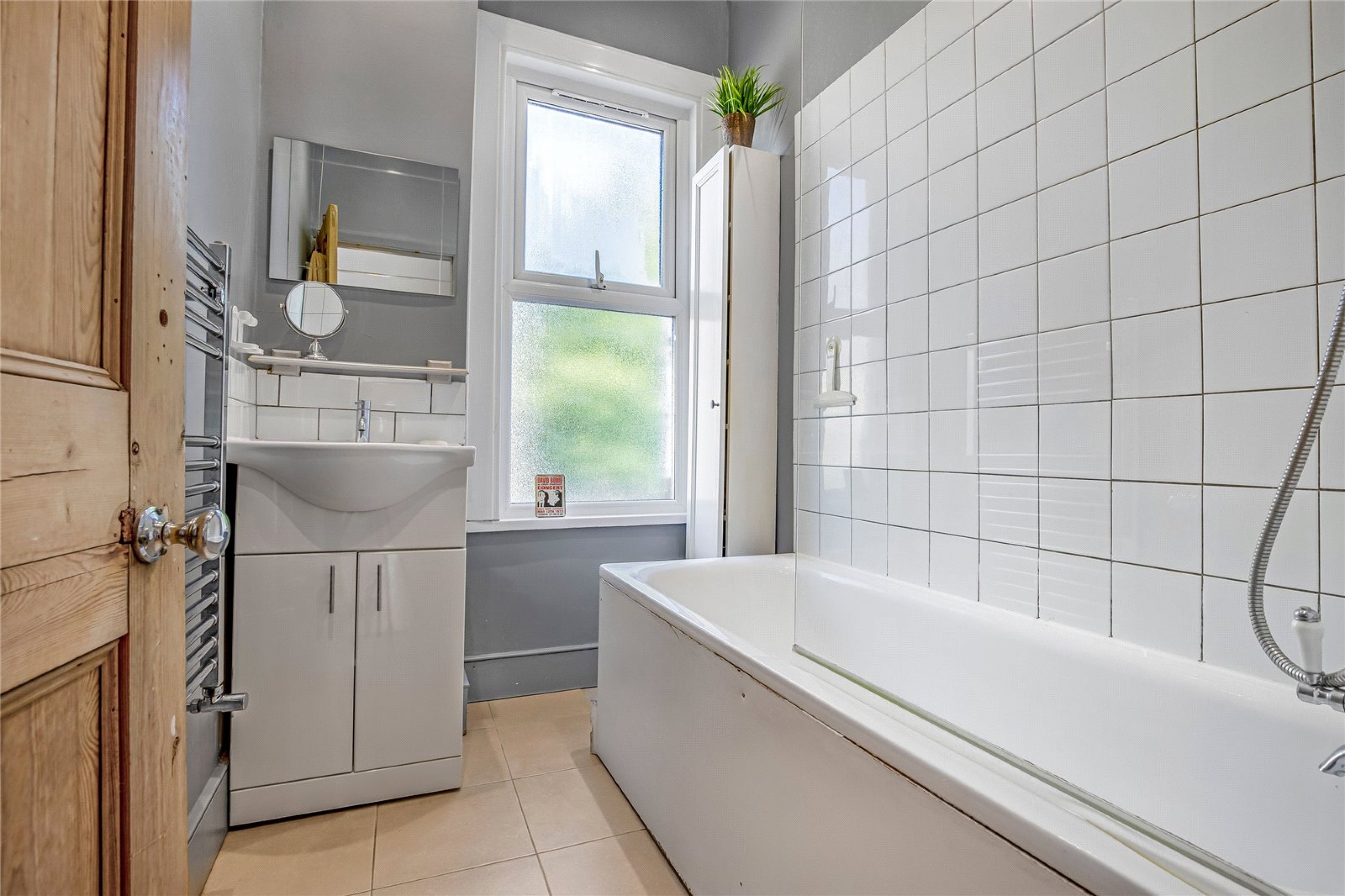 Images for London EAID:163099177 BID:FRD