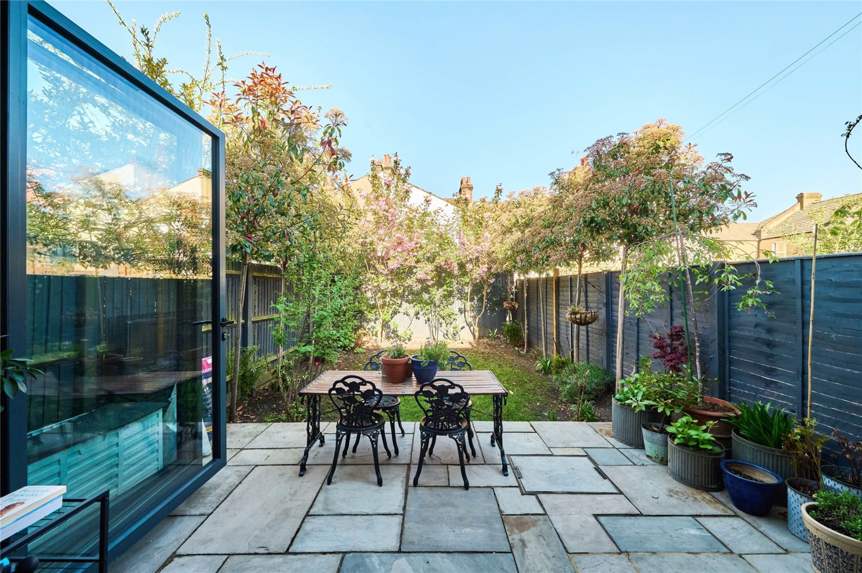 Images for Mitcham EAID:163099177 BID:FRD