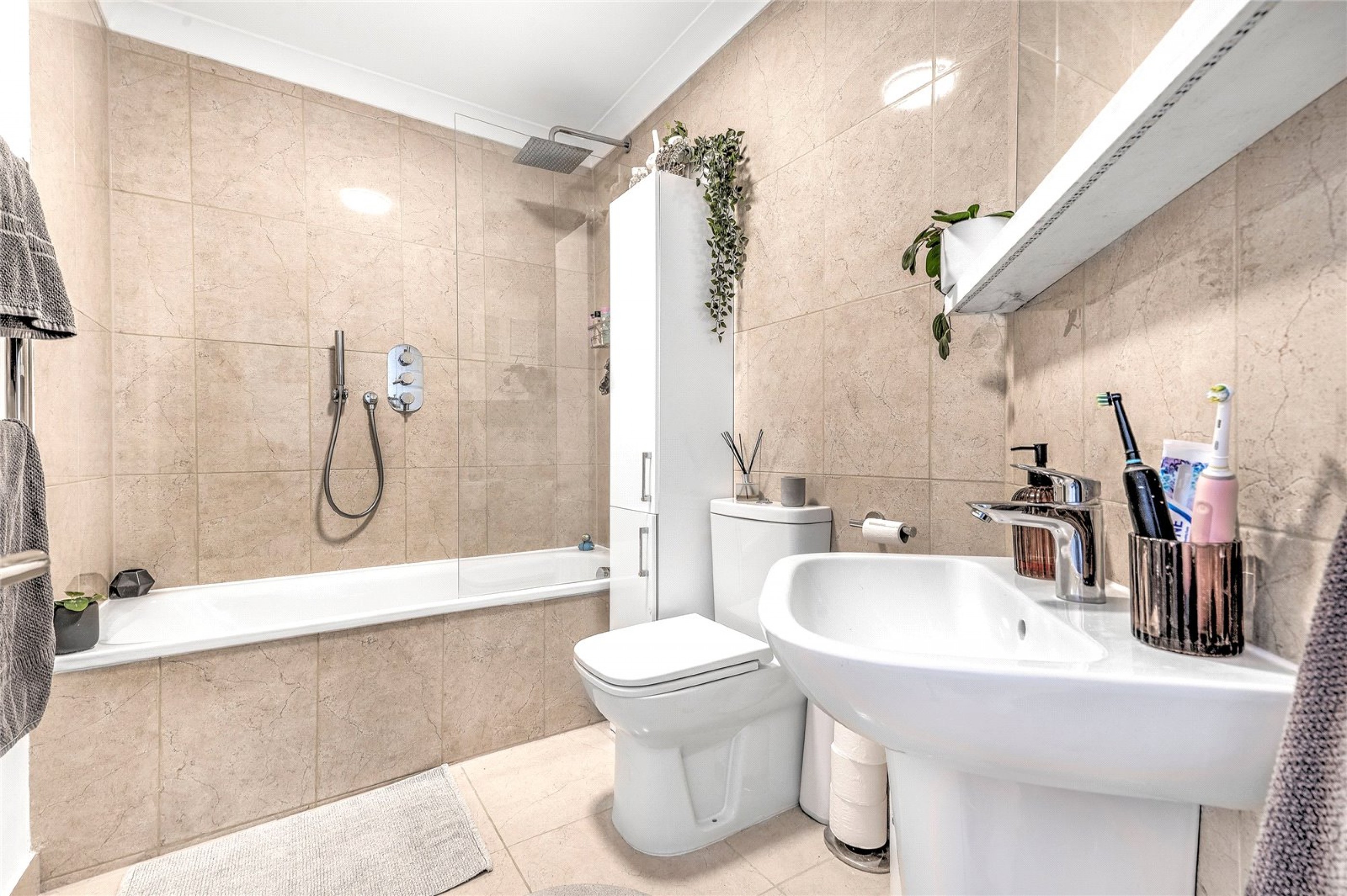 Images for Furzedown EAID:163099177 BID:FRD