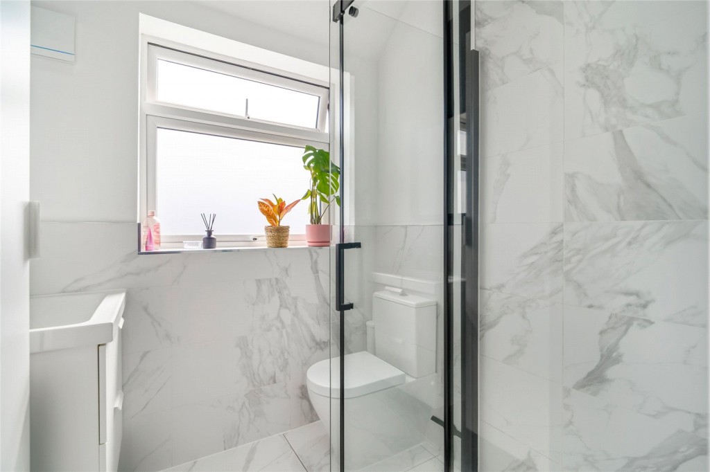Images for Streatham Vale EAID:163099177 BID:FRD